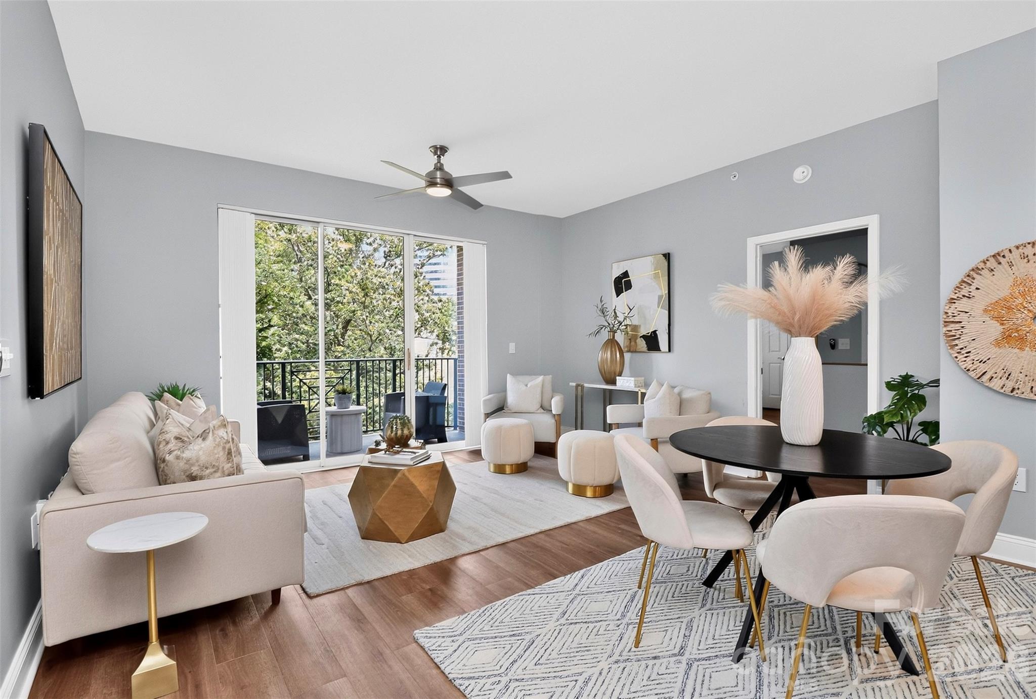 Fifth And Poplar - Residential