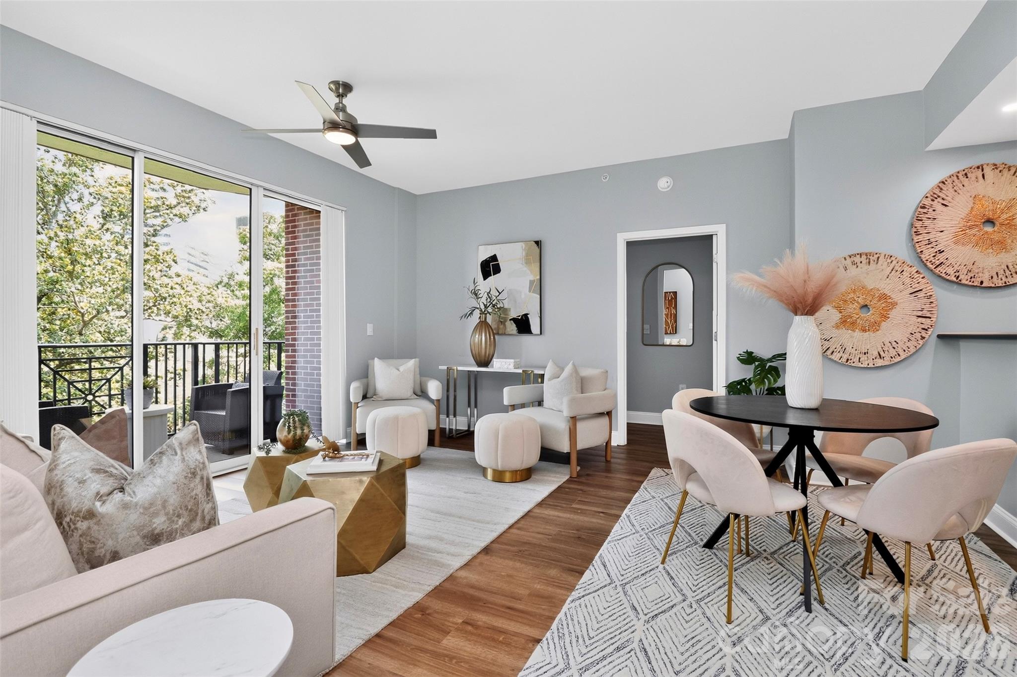 Fifth And Poplar - Residential