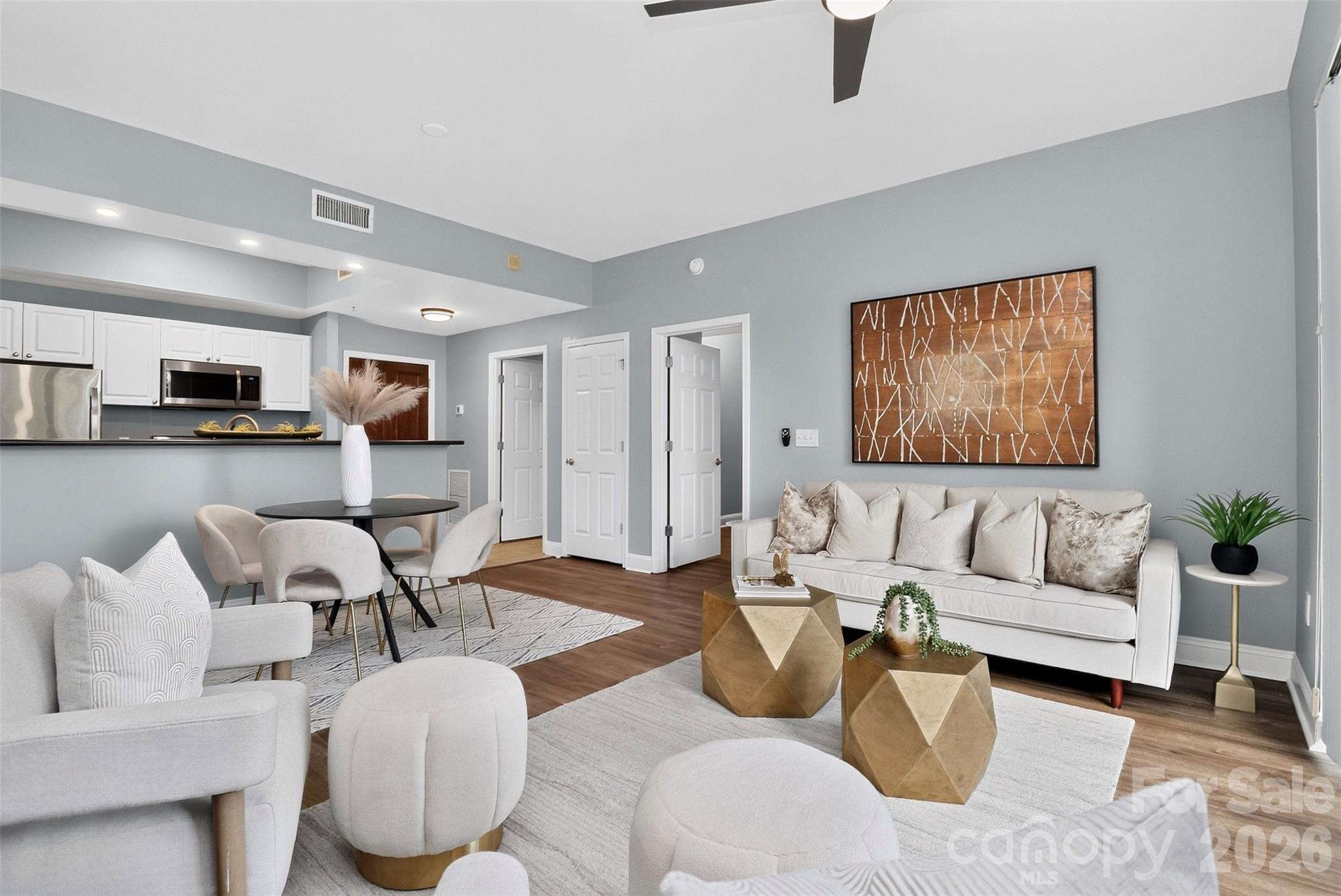 Fifth And Poplar - Residential