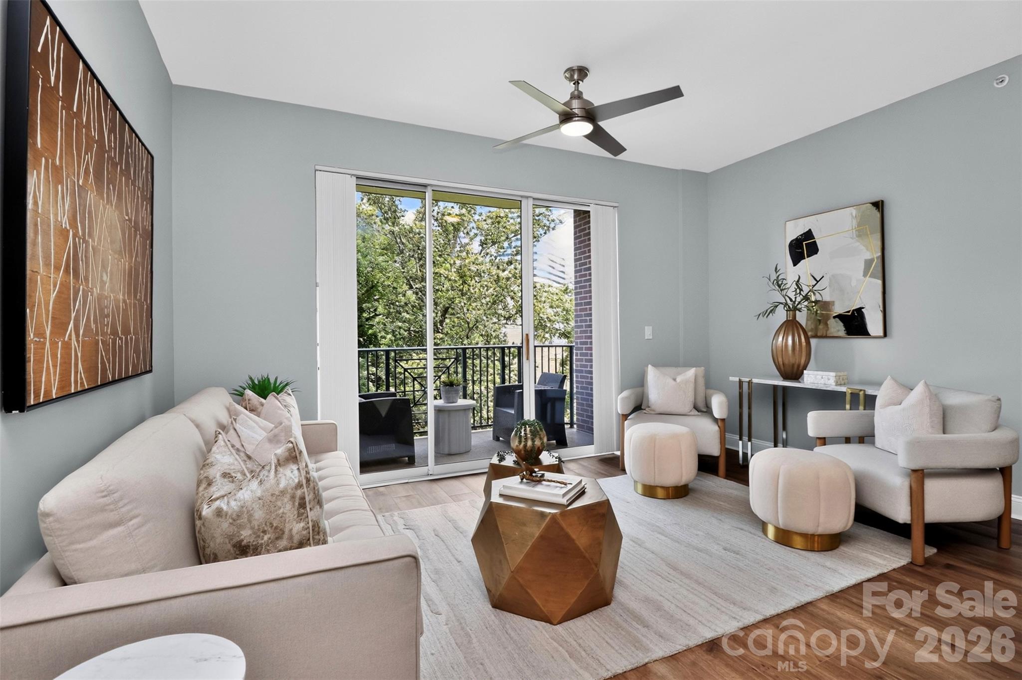 Fifth And Poplar - Residential