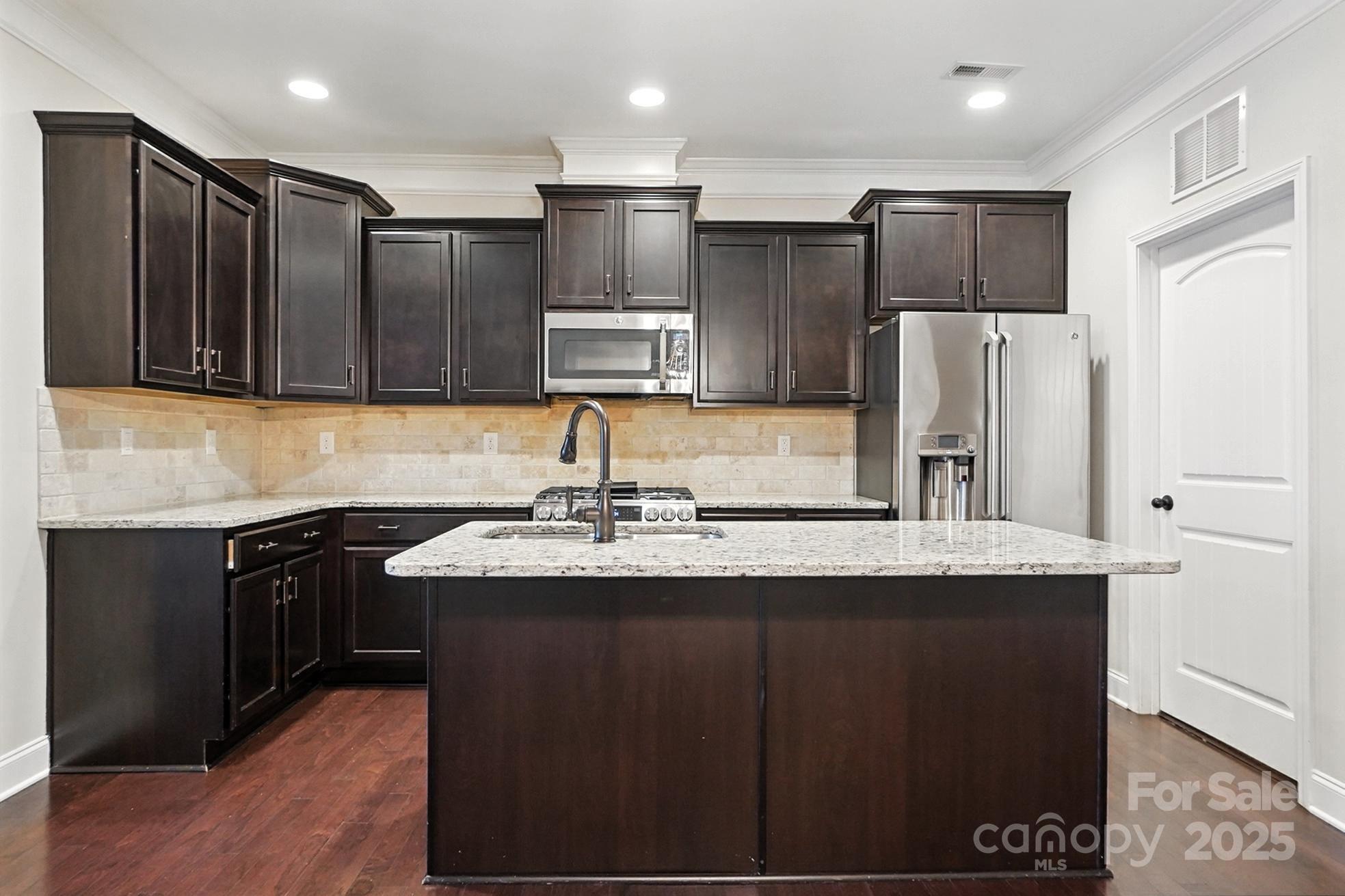 The Vineyards on Lake Wylie - Residential