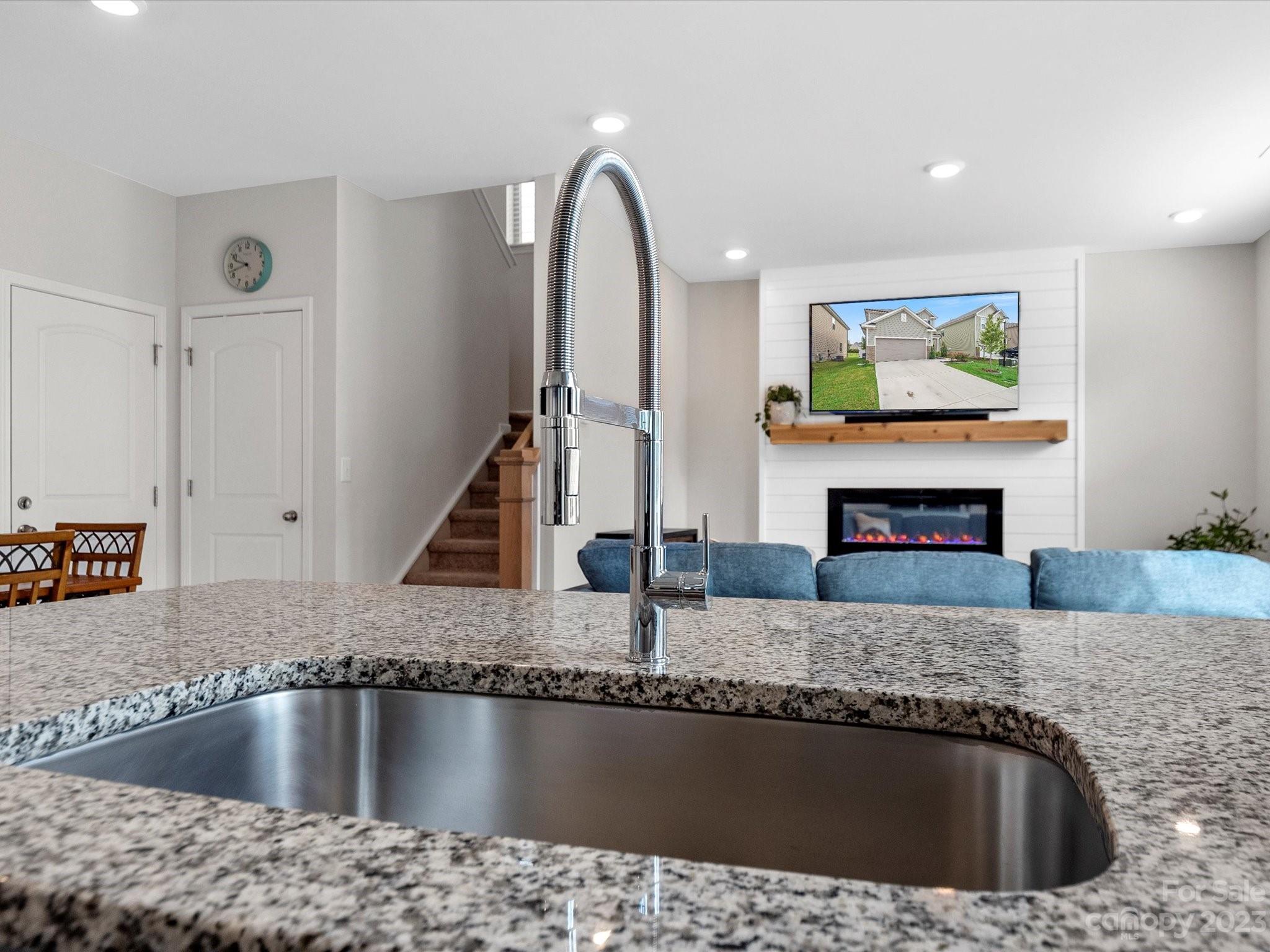 Weddington Pointe - Residential