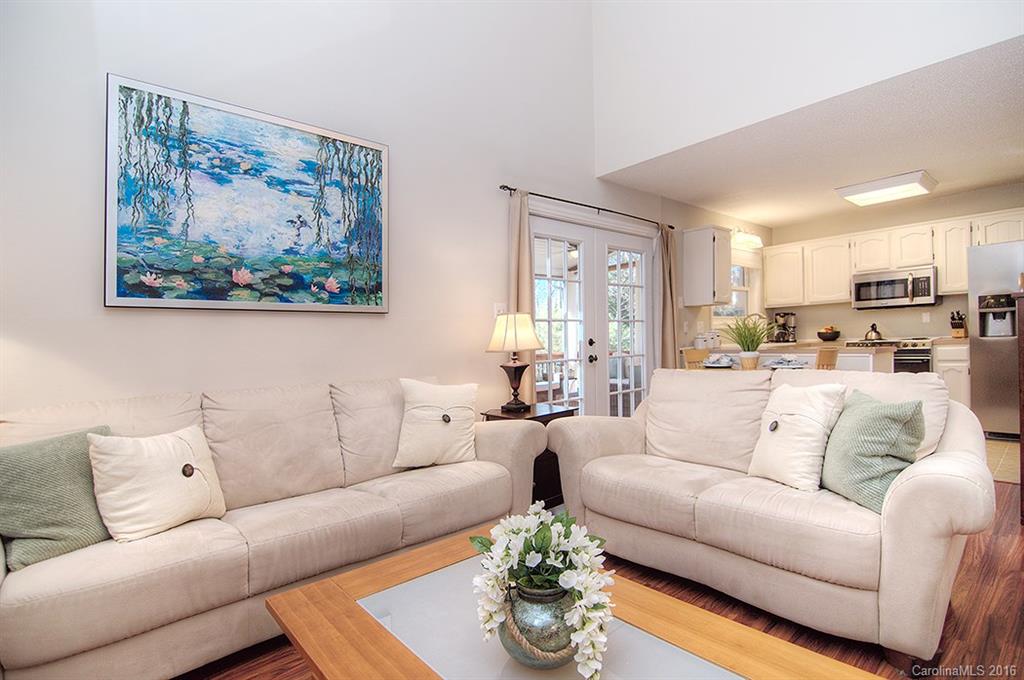 Tega Cay - Residential