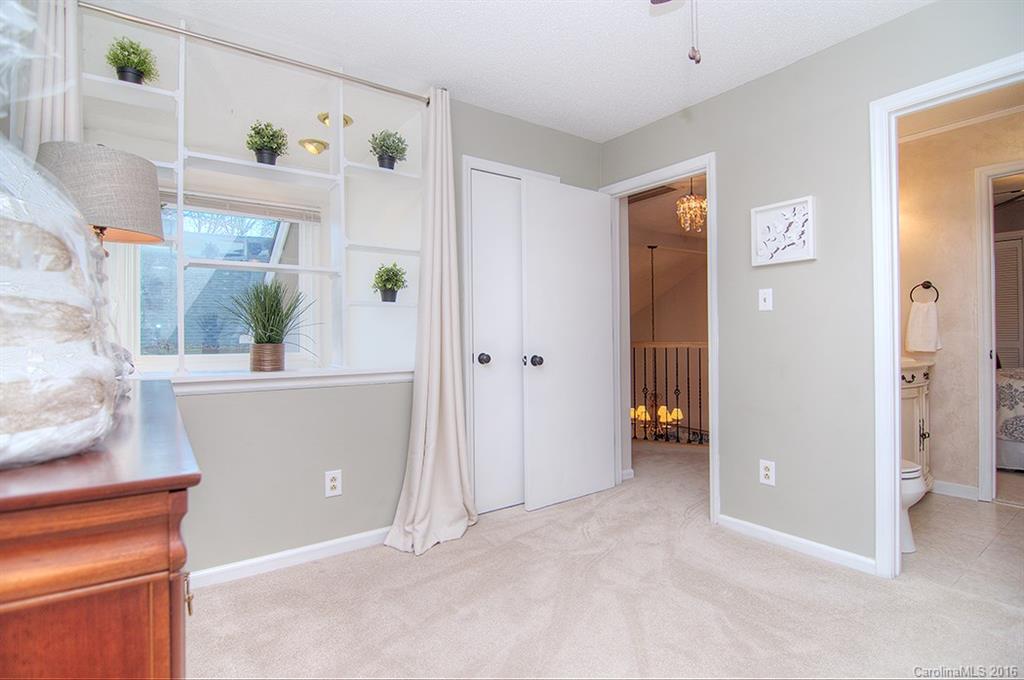 Tega Cay - Residential