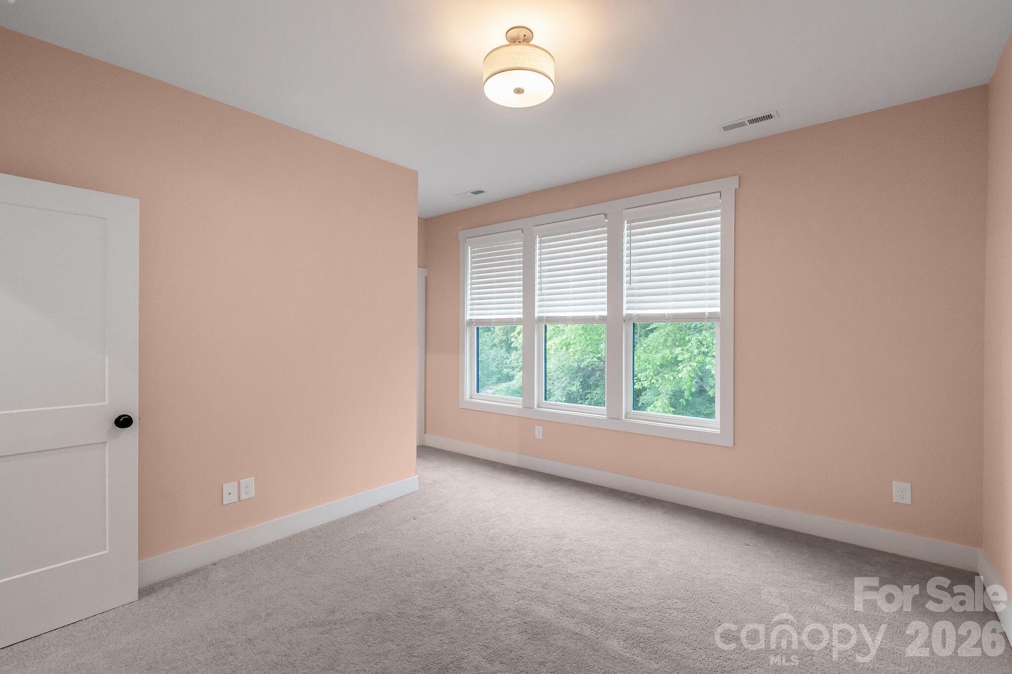 Hawthorne Condominiums - Residential