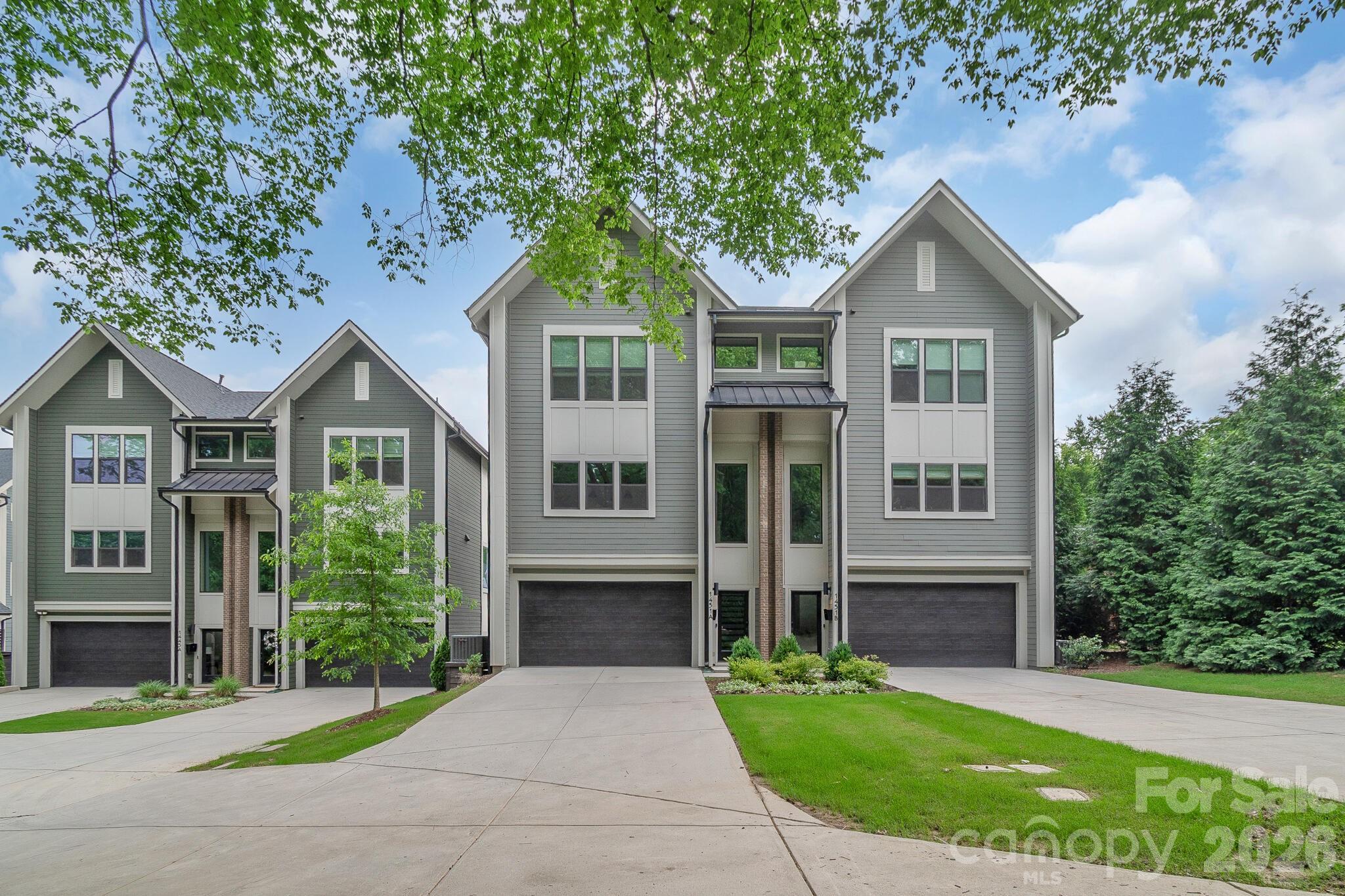 Hawthorne Condominiums - Residential