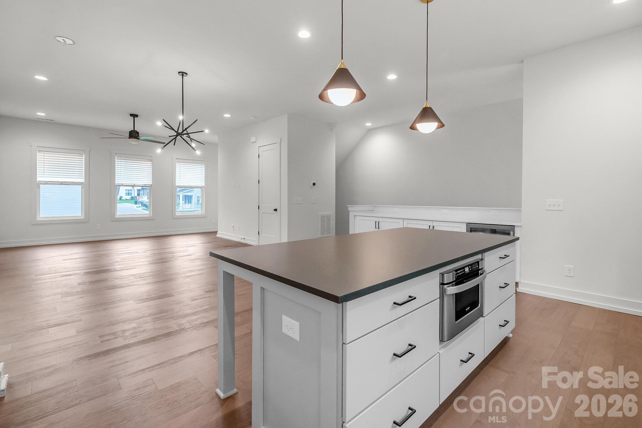 Hawthorne Condominiums - Residential