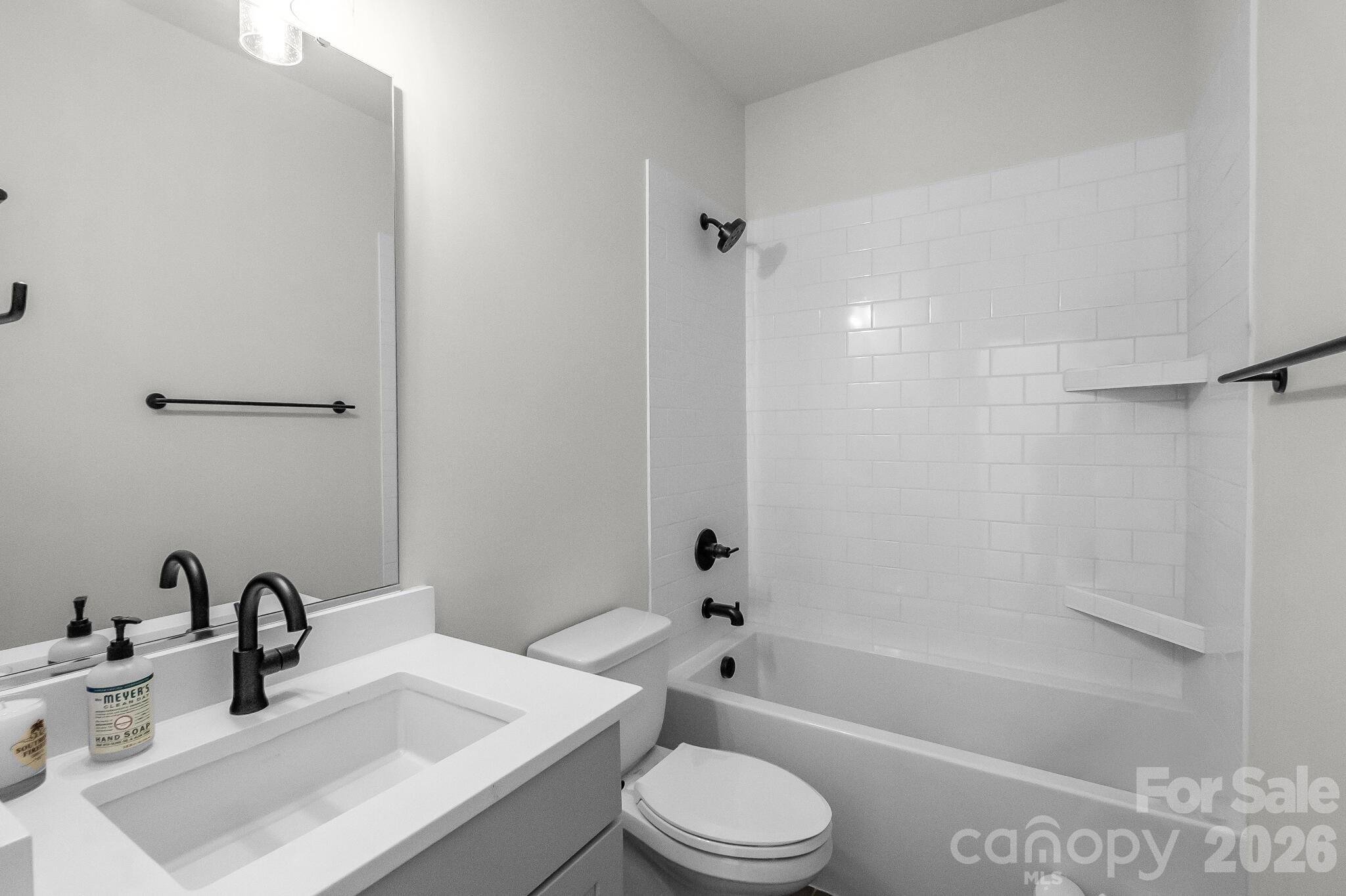 Hawthorne Condominiums - Residential