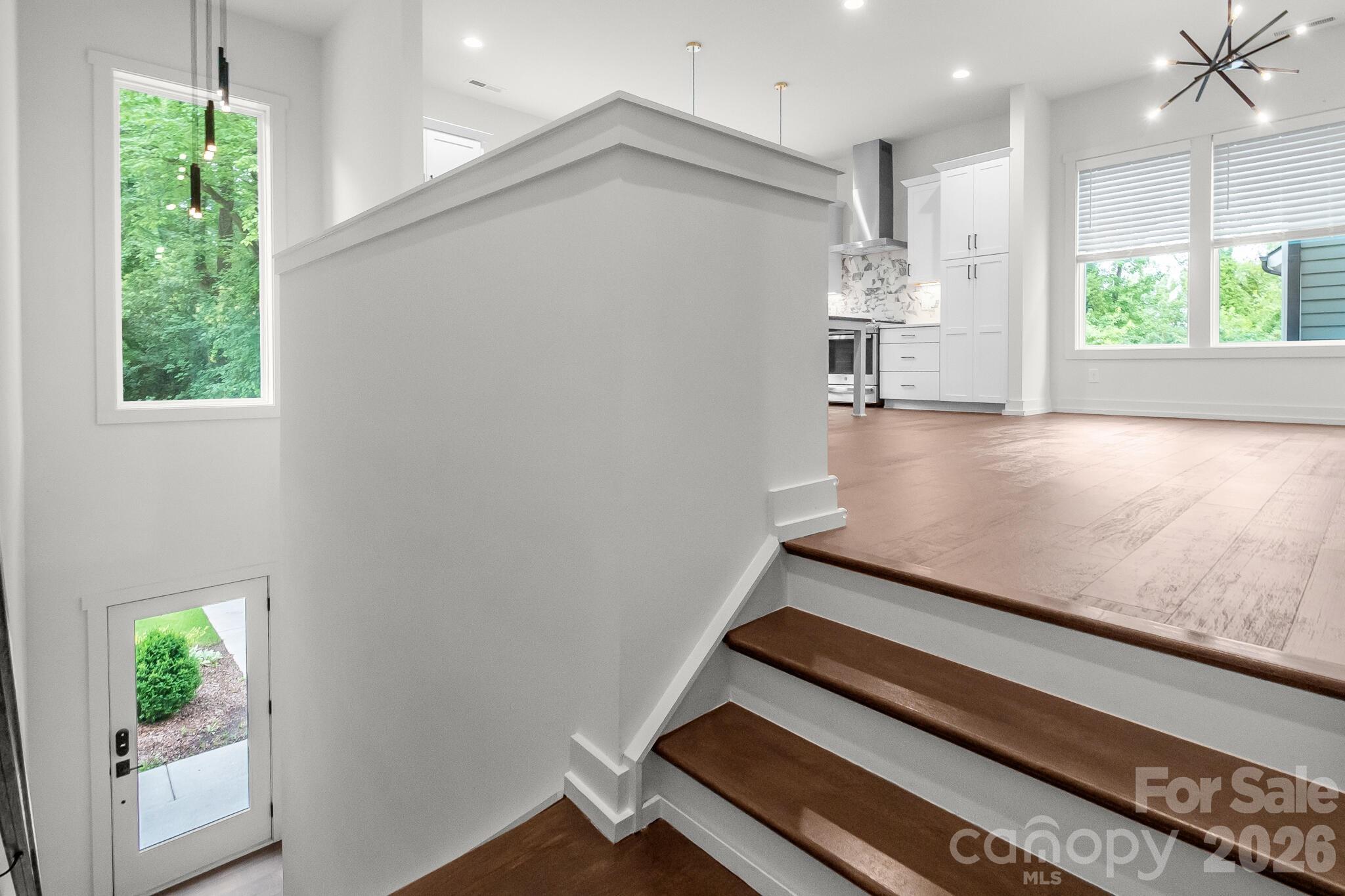 Hawthorne Condominiums - Residential