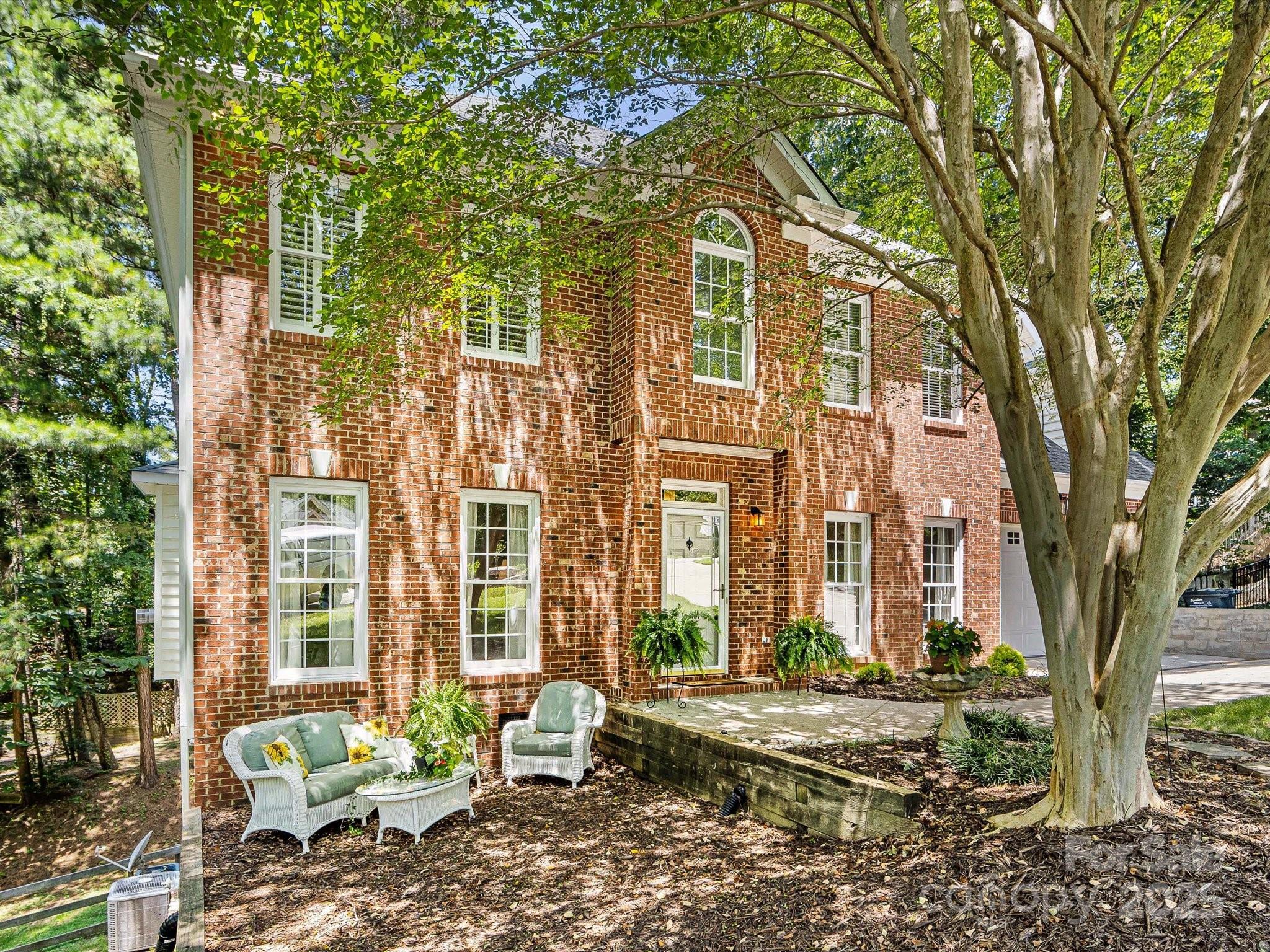 Tega Cay - Residential