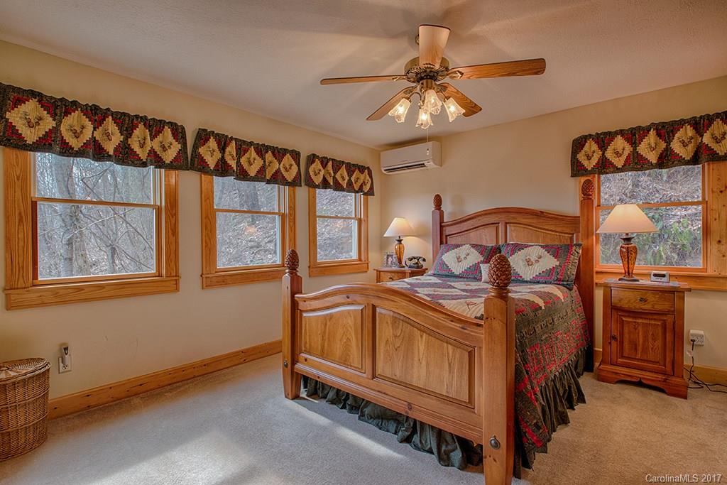 Horseshoe Cove - Residential