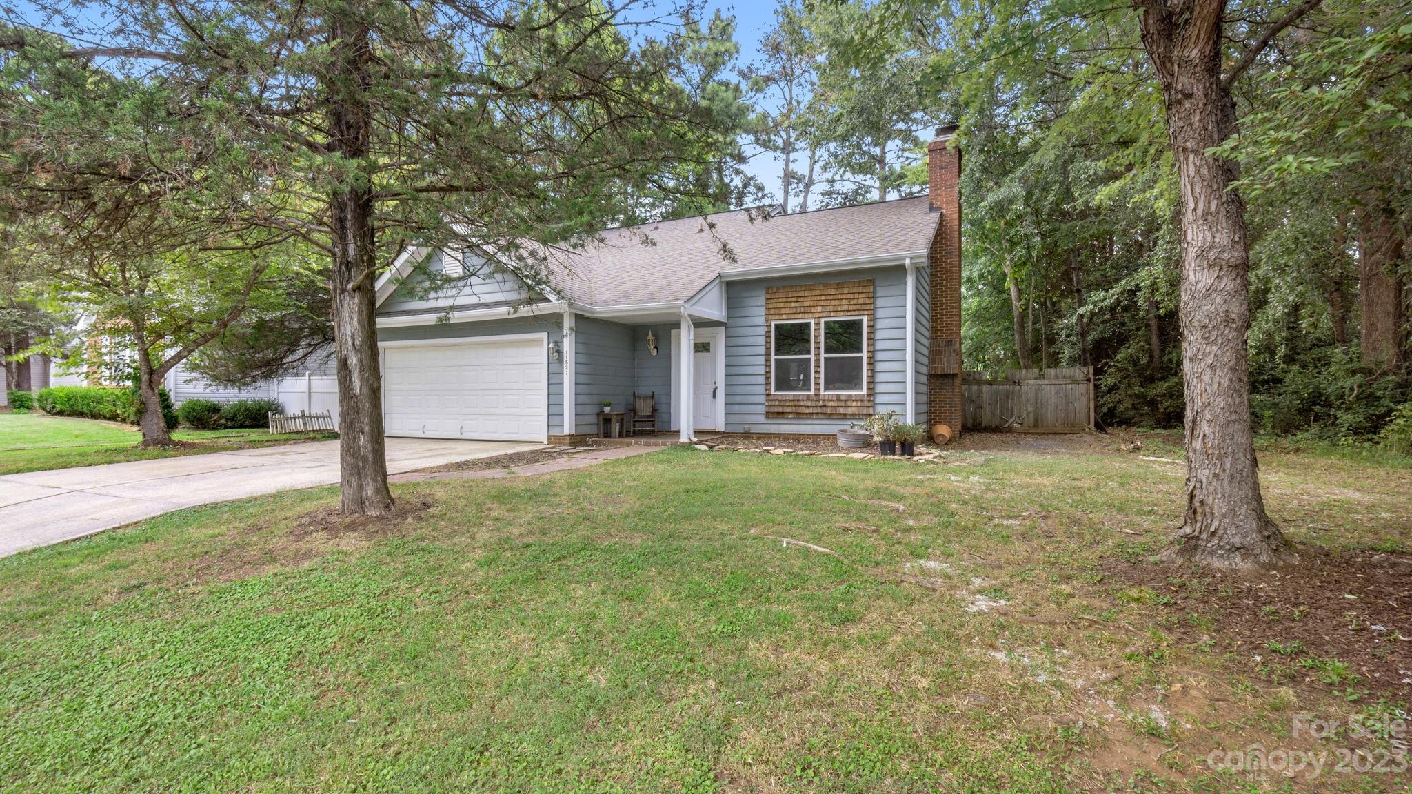 *Listed under appraised value!* Great 3 bed 2.5 bath home nestled in the Steele Oaks - Braddock Green neighborhood. Offering a two-story great room, sky lights in the dining area. open floor plan with primary on the main floor. This home offers a large deck with built in hammock stand and covered cooking area. Back yard is fully fenced with plenty of room and privacy. Walking distance to the neighborhood greenway. Quick drive to the Charlotte Premium Outlets, Top Golf and plenty of dining options. Easy access to 485 and 15 min to the airport. You won't want to miss this opportunity for convenient living, shopping, dining and travel!