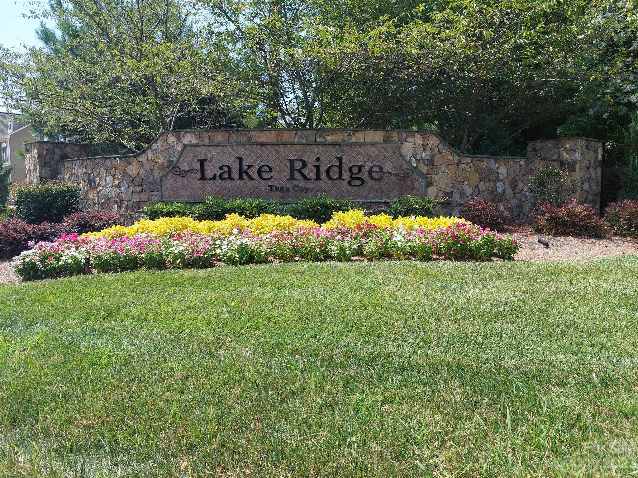 Lake Ridge - Residential