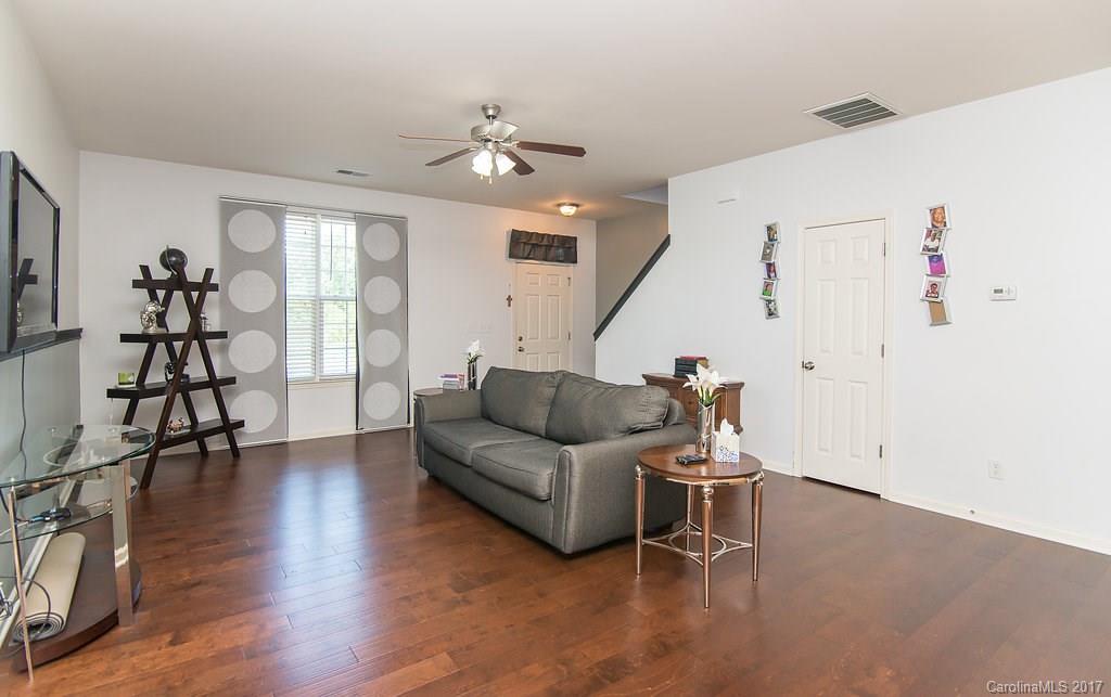 Jones Branch - Residential