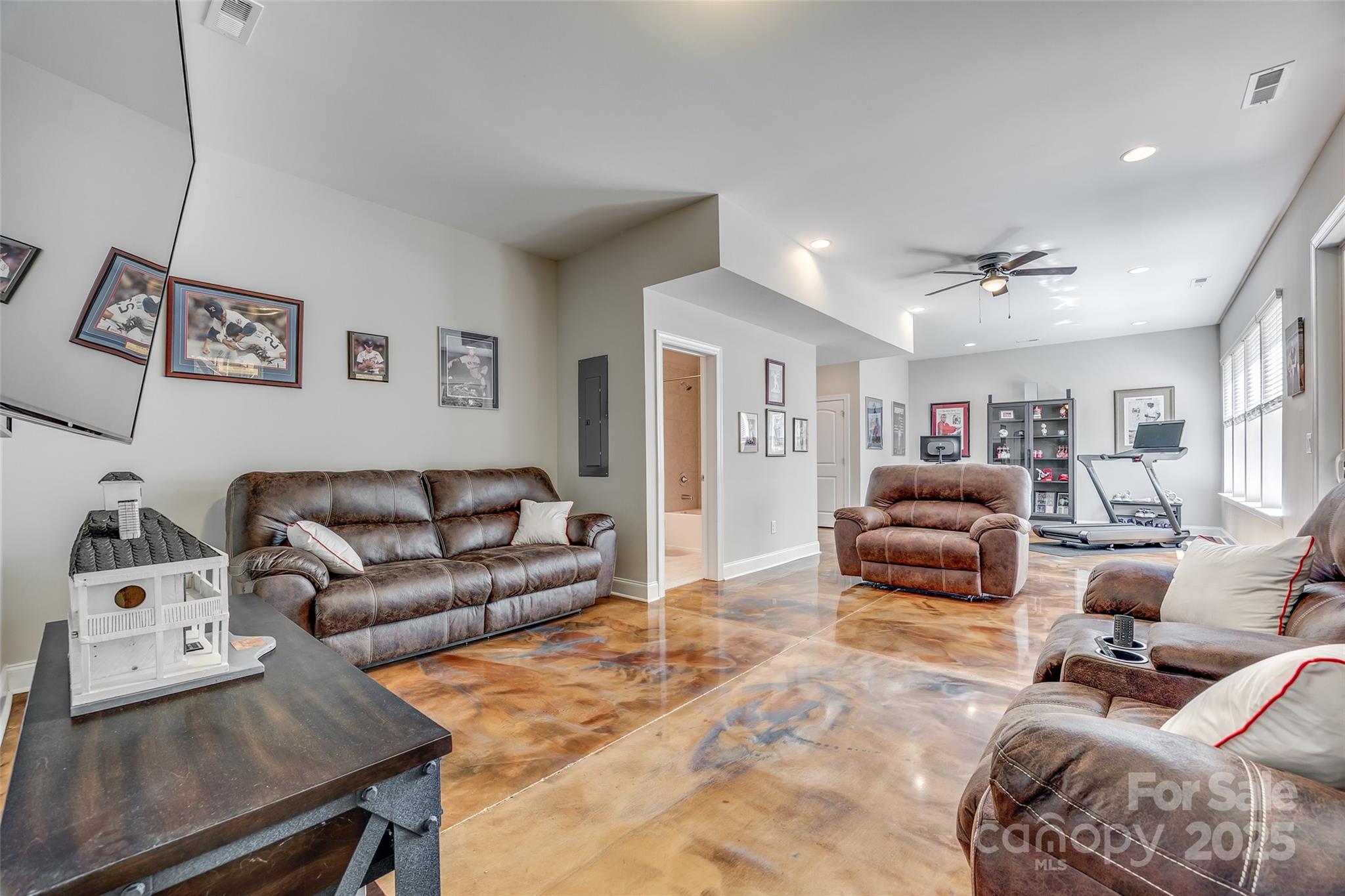 Woodlands Creek - Residential