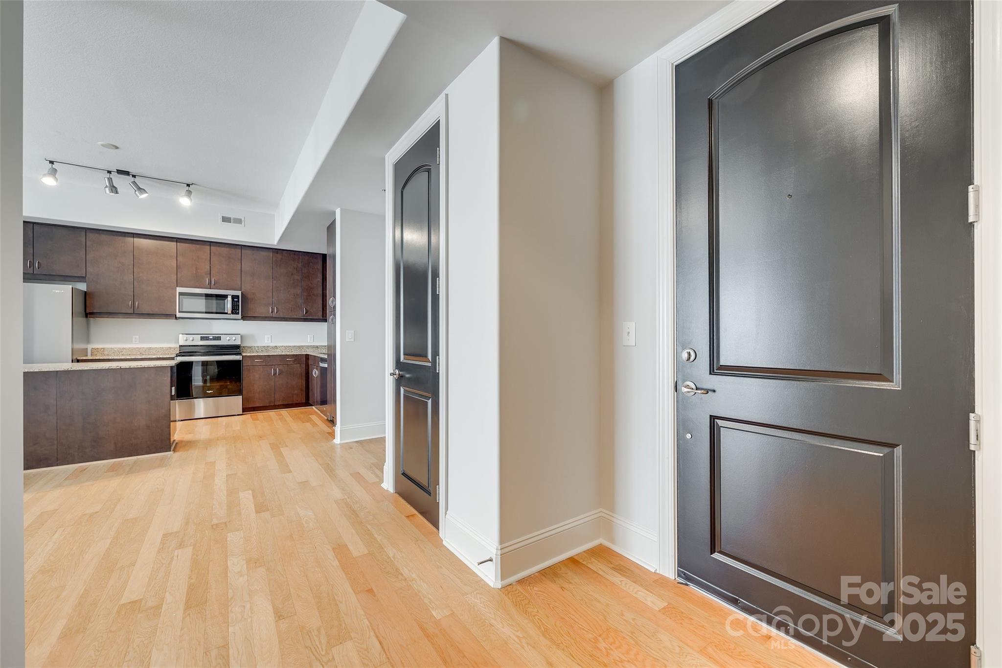Piedmont Row - Residential