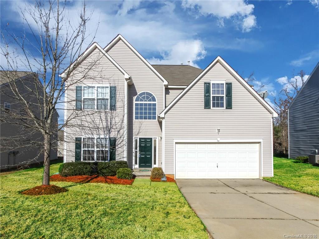 MOTIVATED SELLERS! 4bdrm/2.5 bath home, Only House available in Peachtree Estates Subdivision! Open concept kitchen & breakfast nook overlooks family room with a wood burning fireplace & high ceilings. Formal Dinning Room has crown molding, shadow boxing for an elegant appeal. Master bath has dual sinks, a garden bathtub, water closet and a separate shower. 3 bedrooms have beautiful tray ceilings. Home comes with all stainless steel appliances, washer & dryer and a 1 Year Home Warranty!