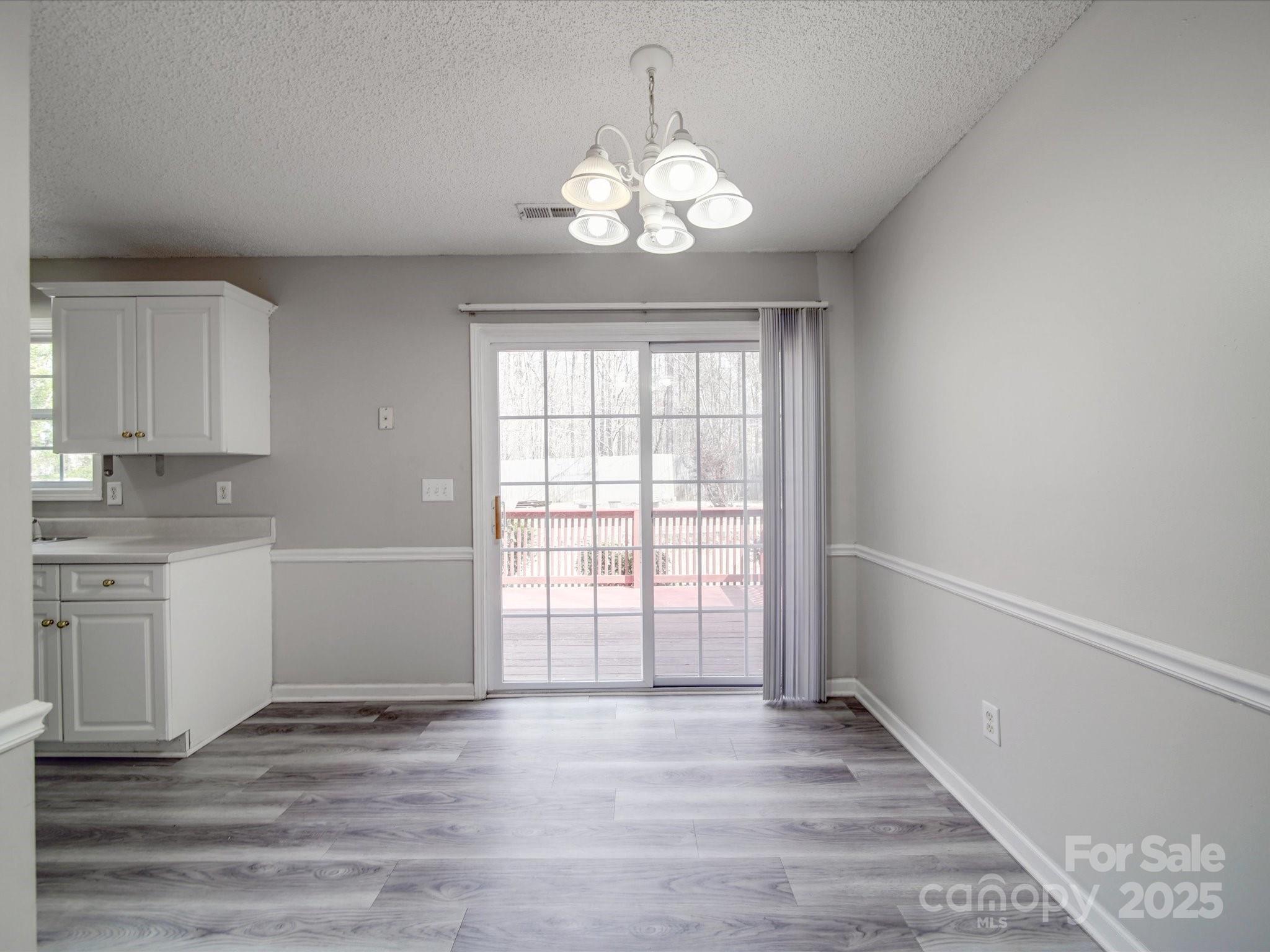 Avery Lake - Residential