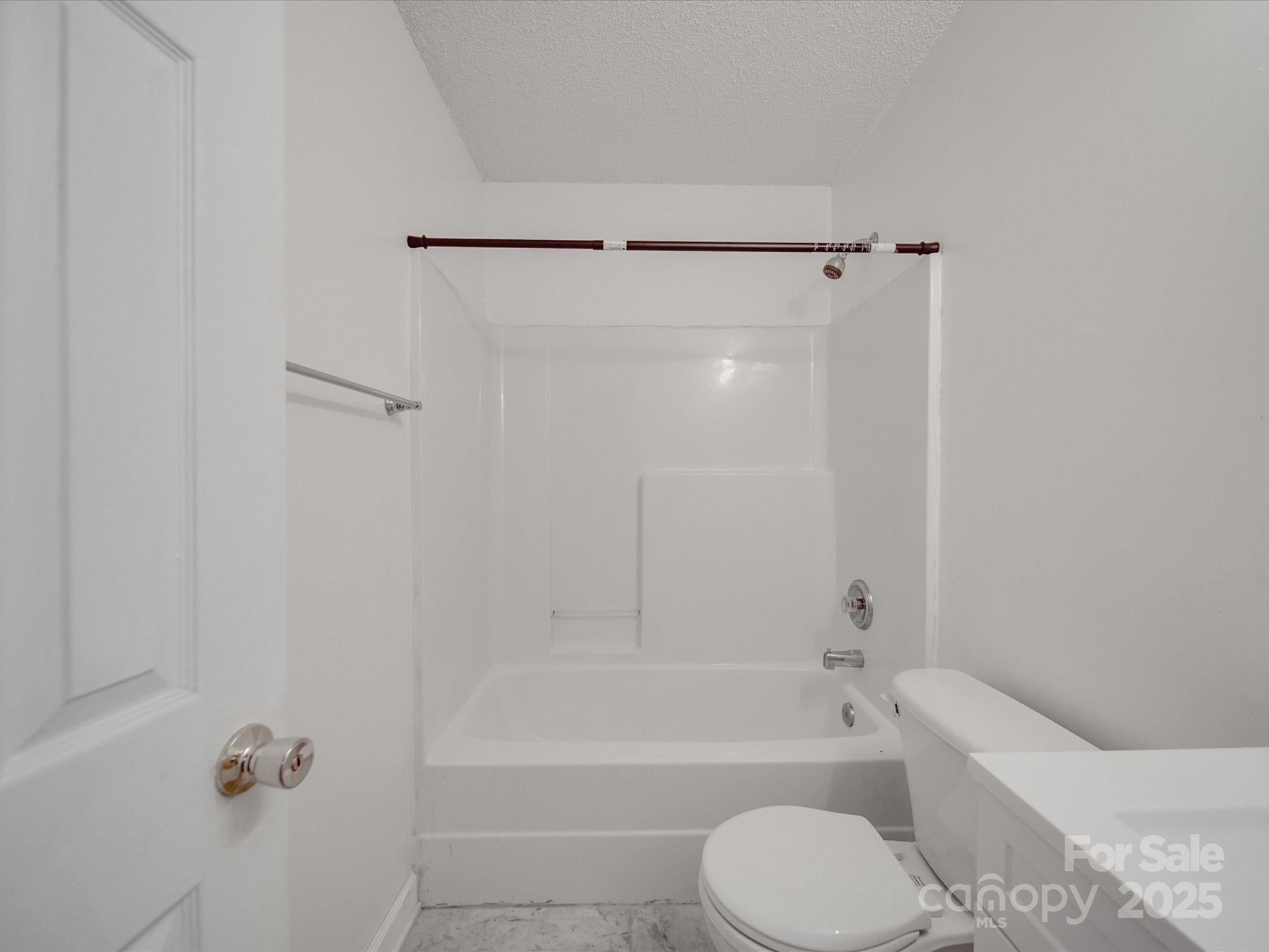 Avery Lake - Residential