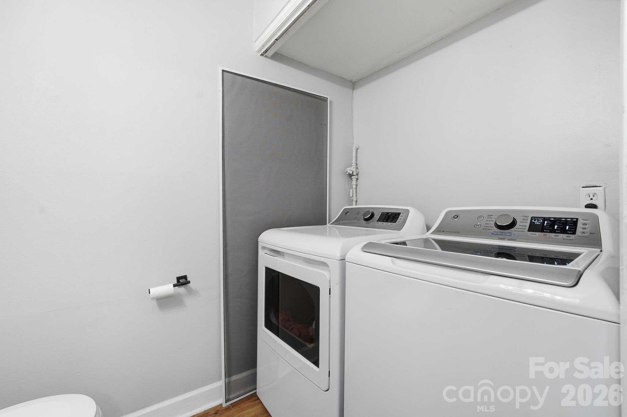Oakdale Place - Residential