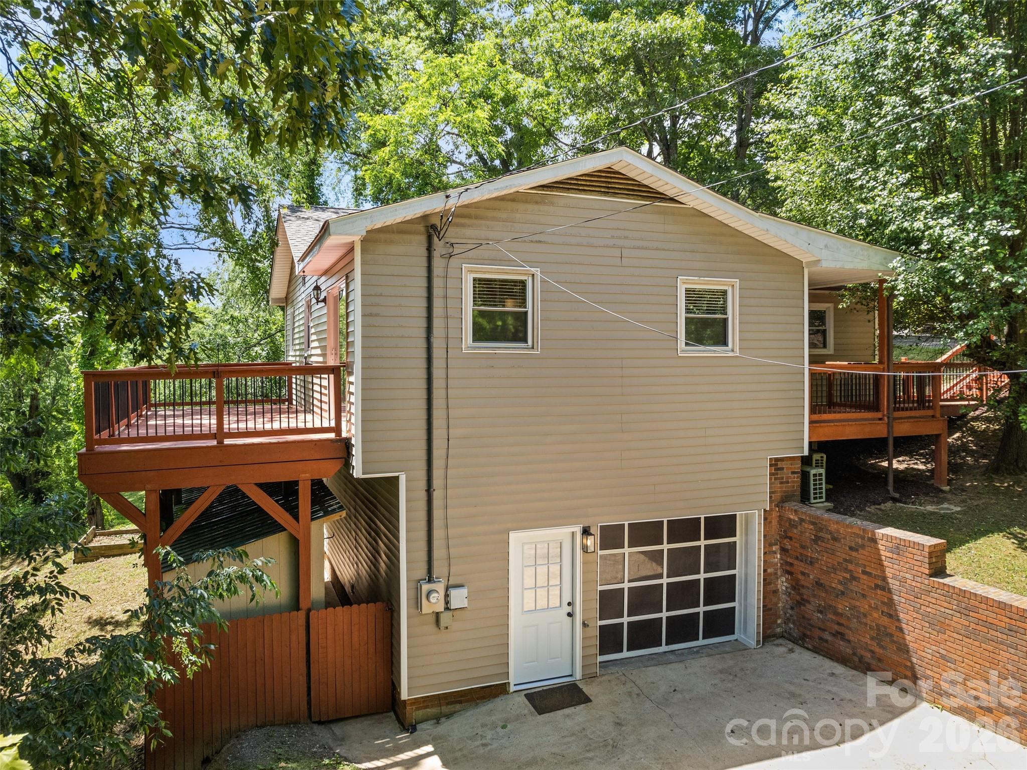 Highland Terrace - Residential