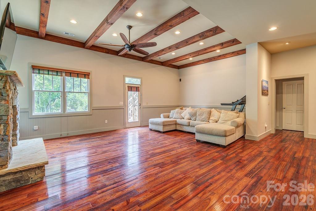 Skytop Farm - Residential