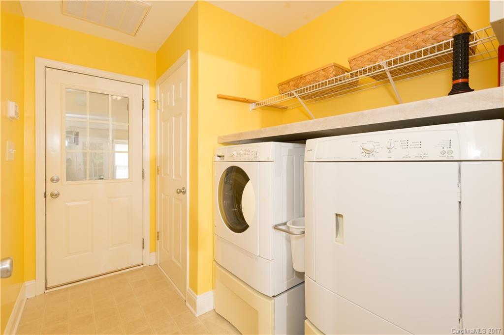 Henrys Orchard - Residential