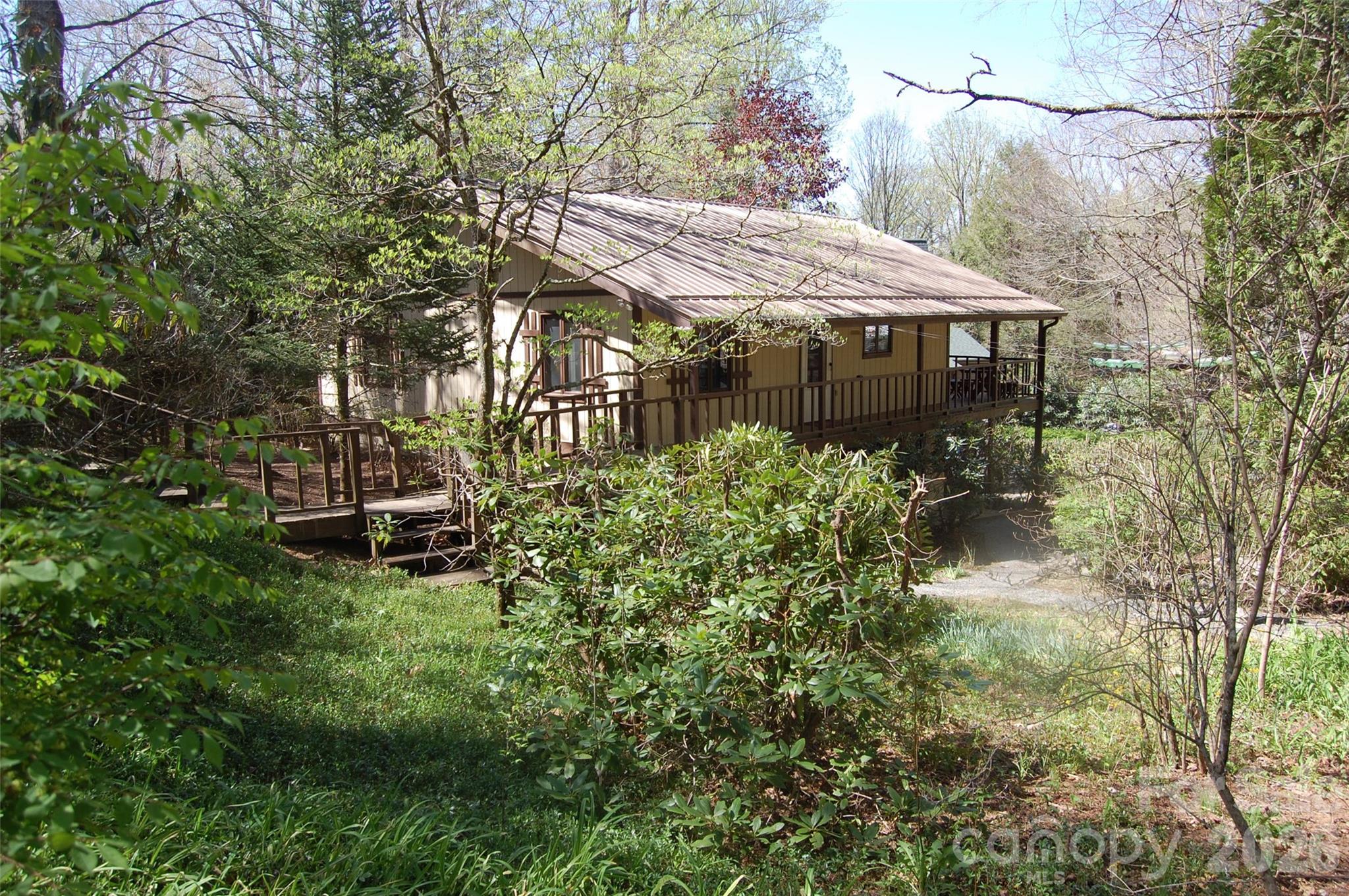 Linville Land Harbor - Residential