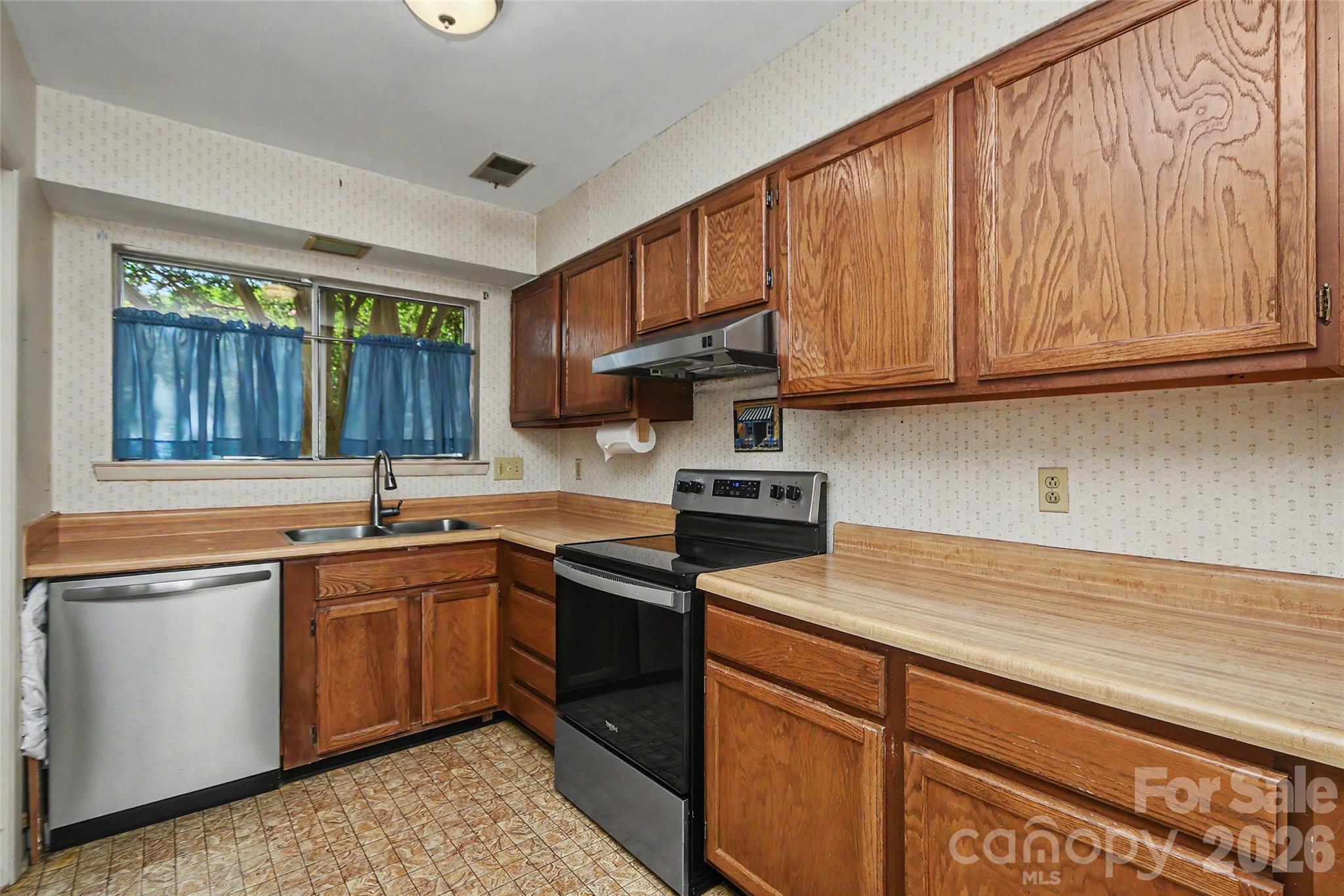 Sardis Cove - Residential