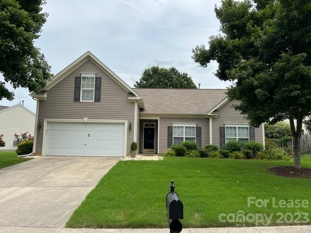 Tastefully decorated, furnished ranch home minutes away to Ballantyne! Open floor plan, conveniently located in 
a desirable location with a community swimming pool. Enjoy the furnished 3 Bedrooms, 2 full bath, beautifully decorated office and kitchen, and a fenced backyard.  Internet is included in monthly rent. Hardwood flooring throughout. Closed to shopping, restaurants and I-485.
