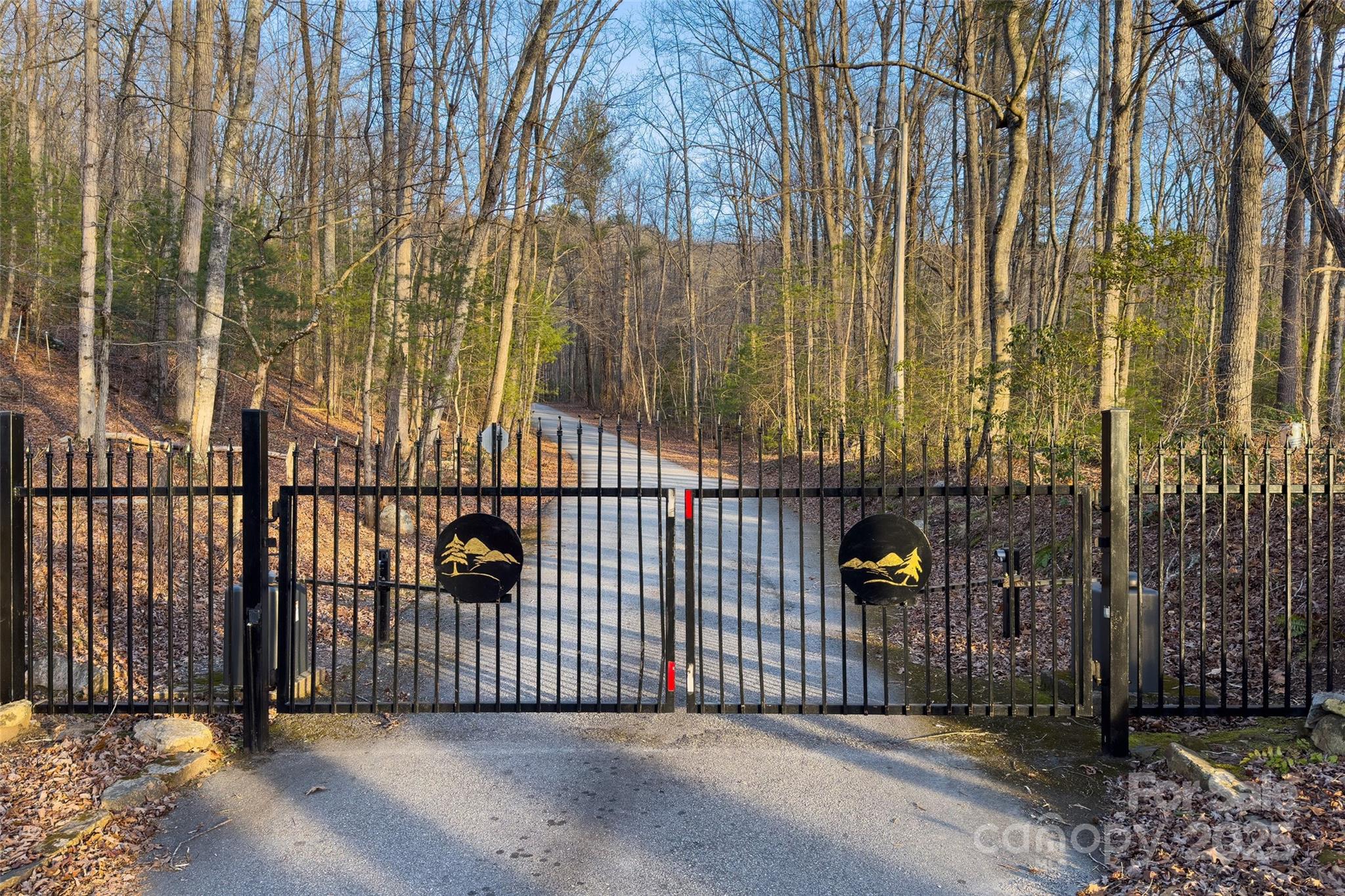 Fox Ridge - Land