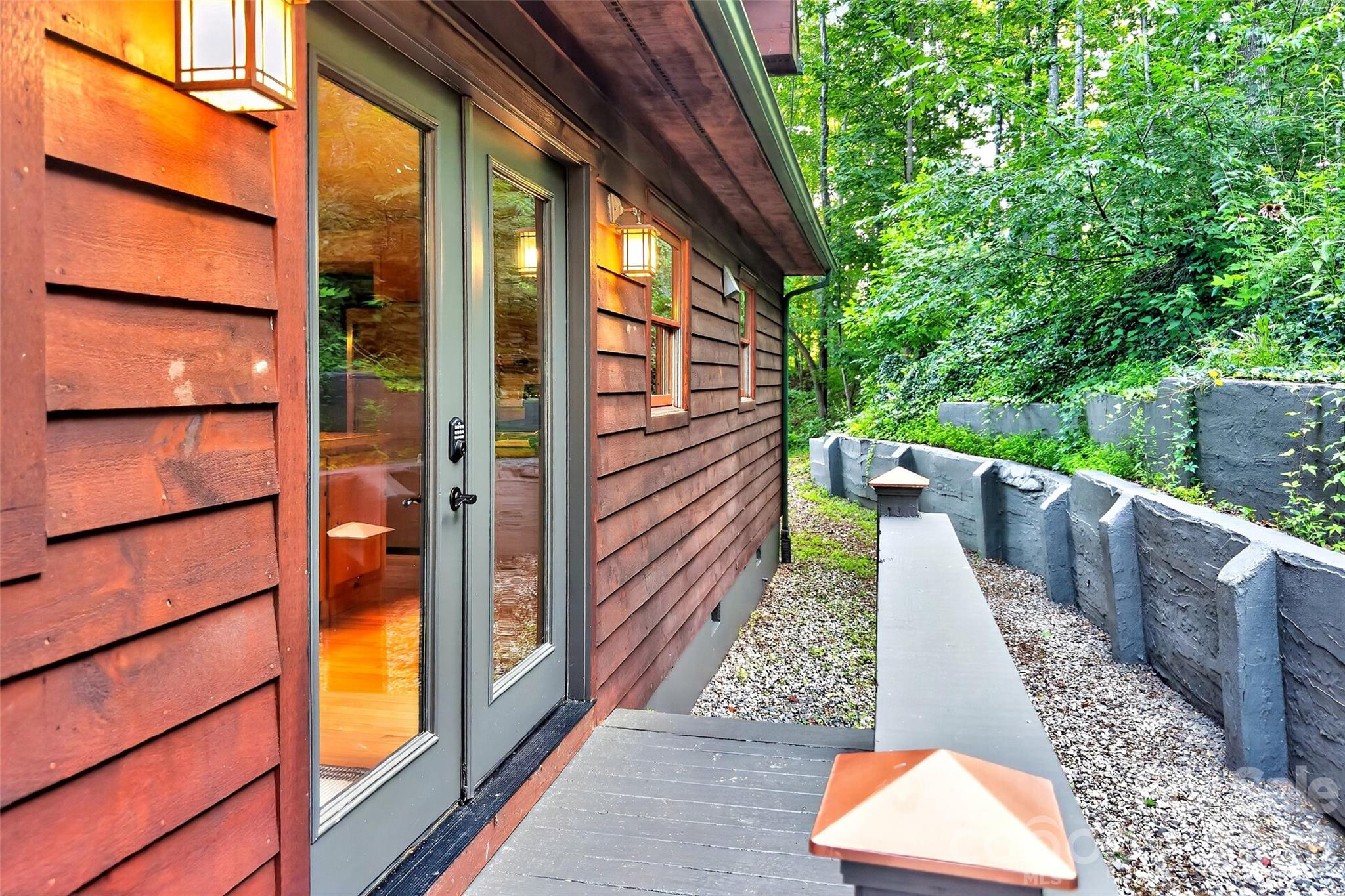 Gateway Mountain - Residential