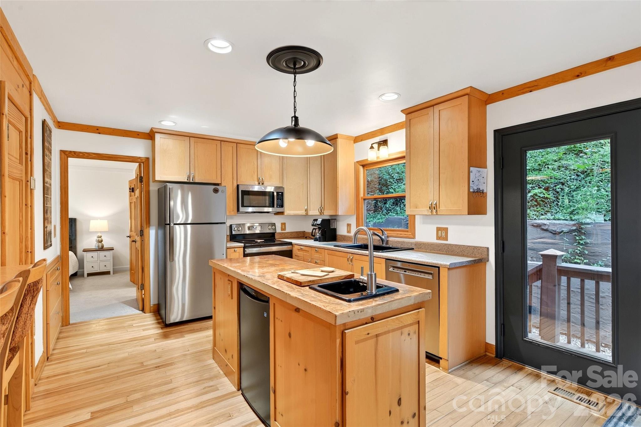 Gateway Mountain - Residential