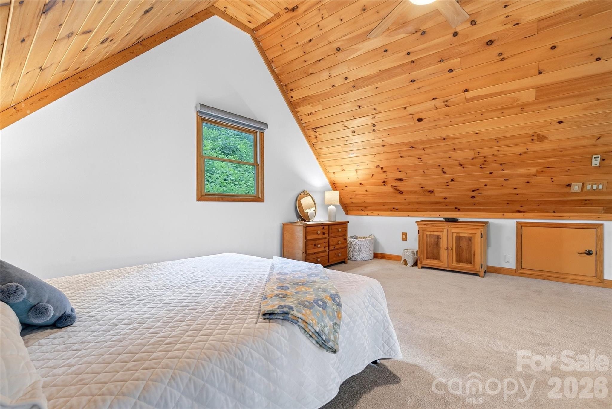 Gateway Mountain - Residential