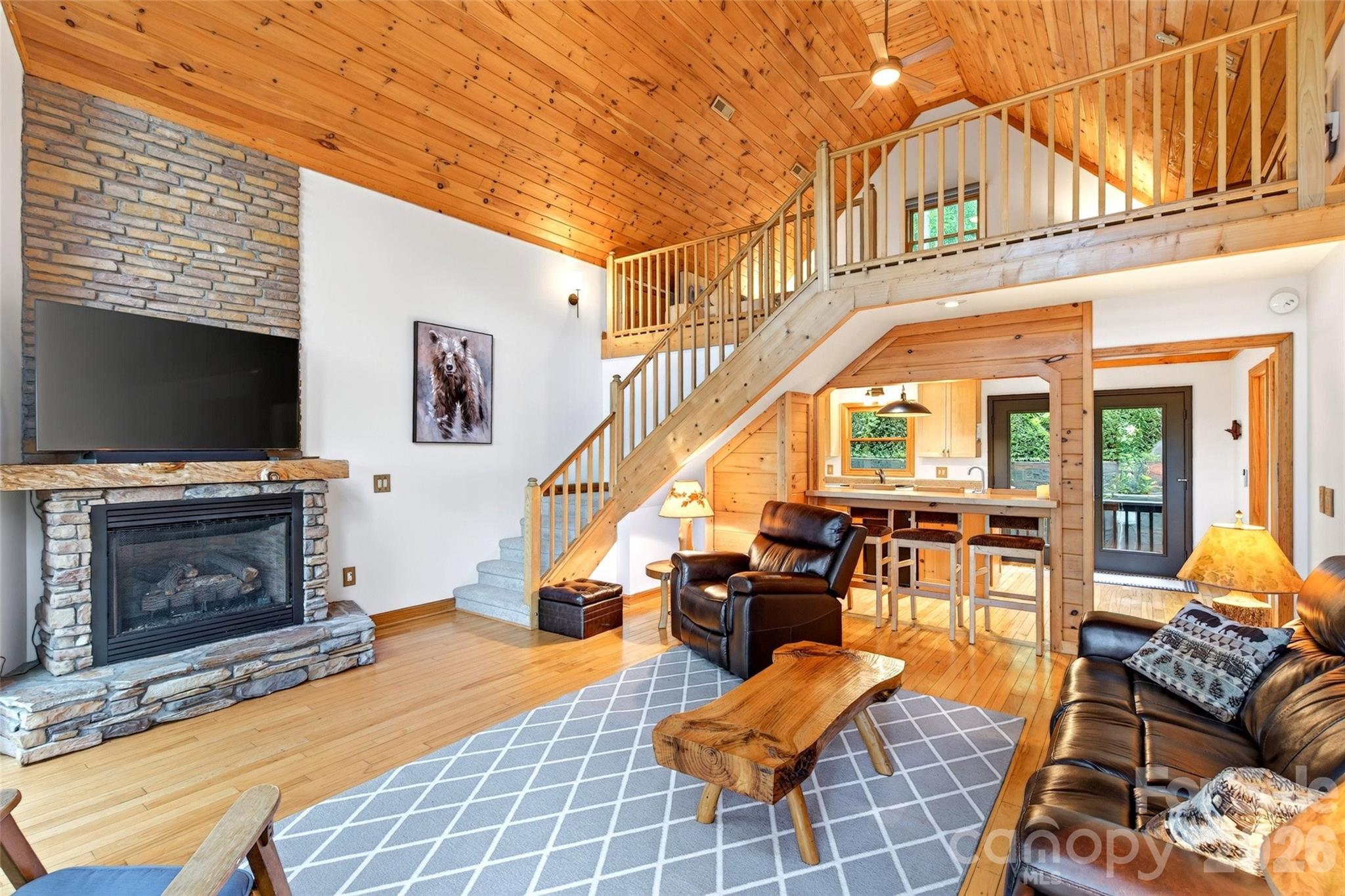 Gateway Mountain - Residential