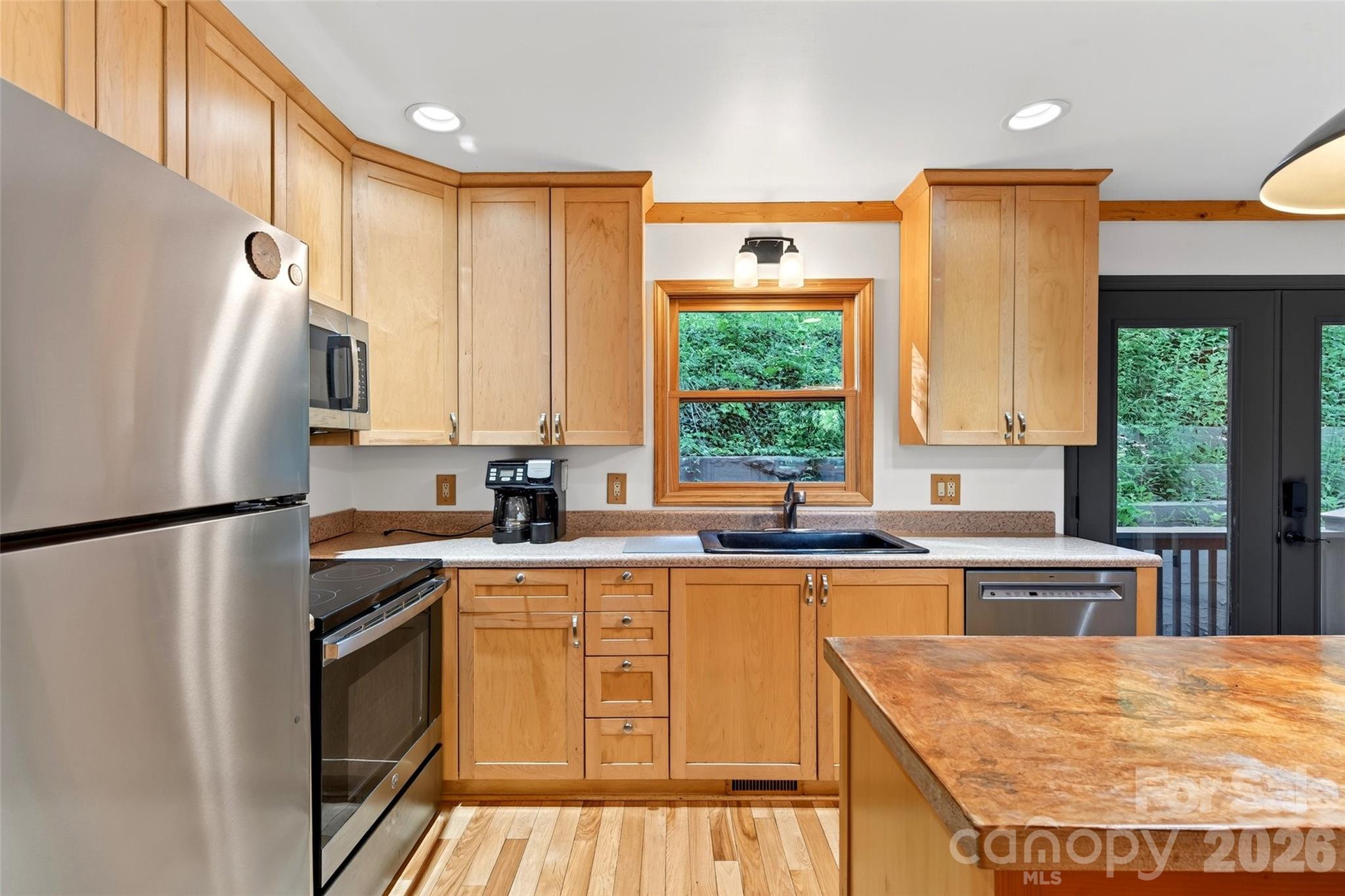 Gateway Mountain - Residential