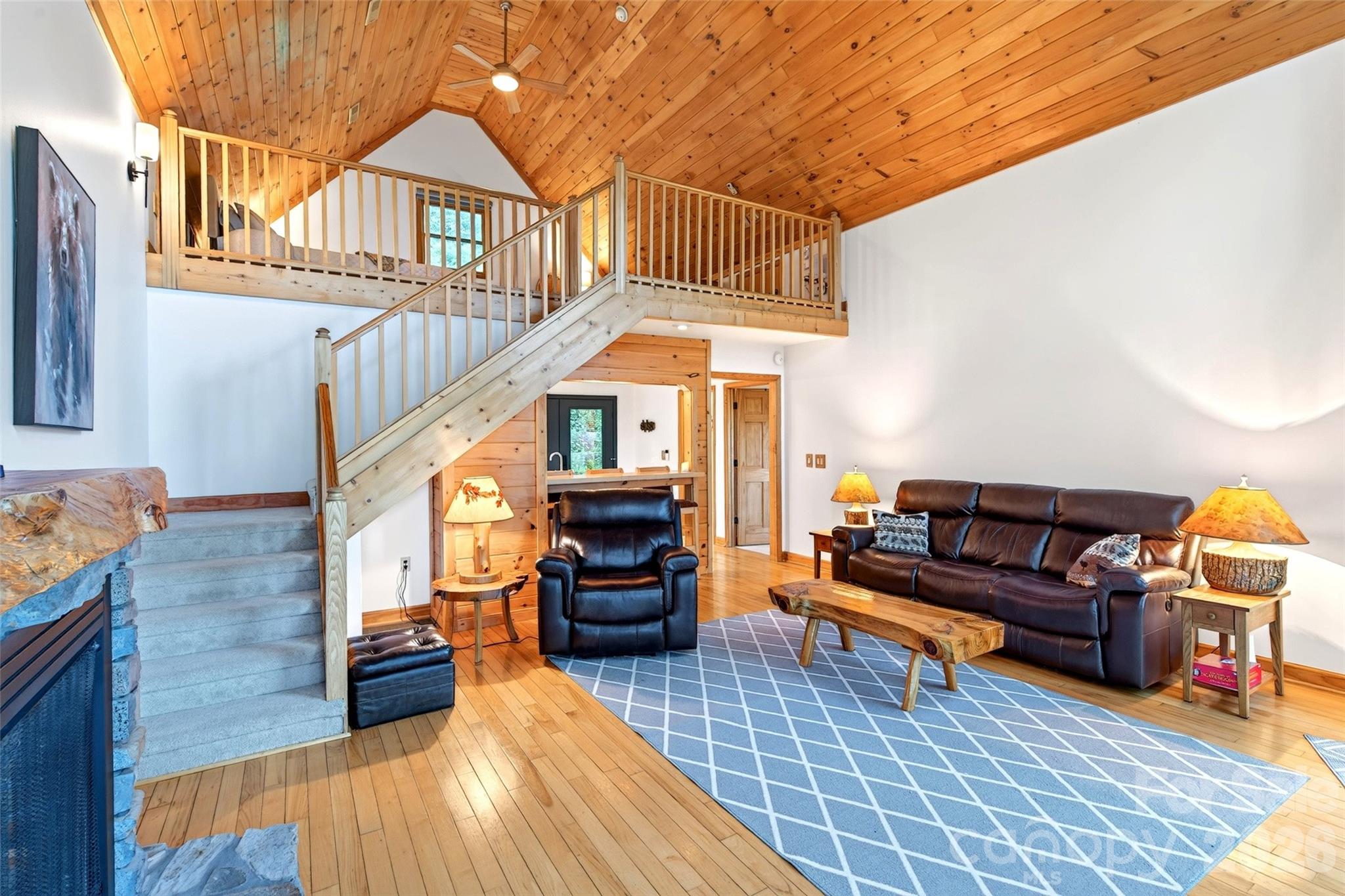 Gateway Mountain - Residential