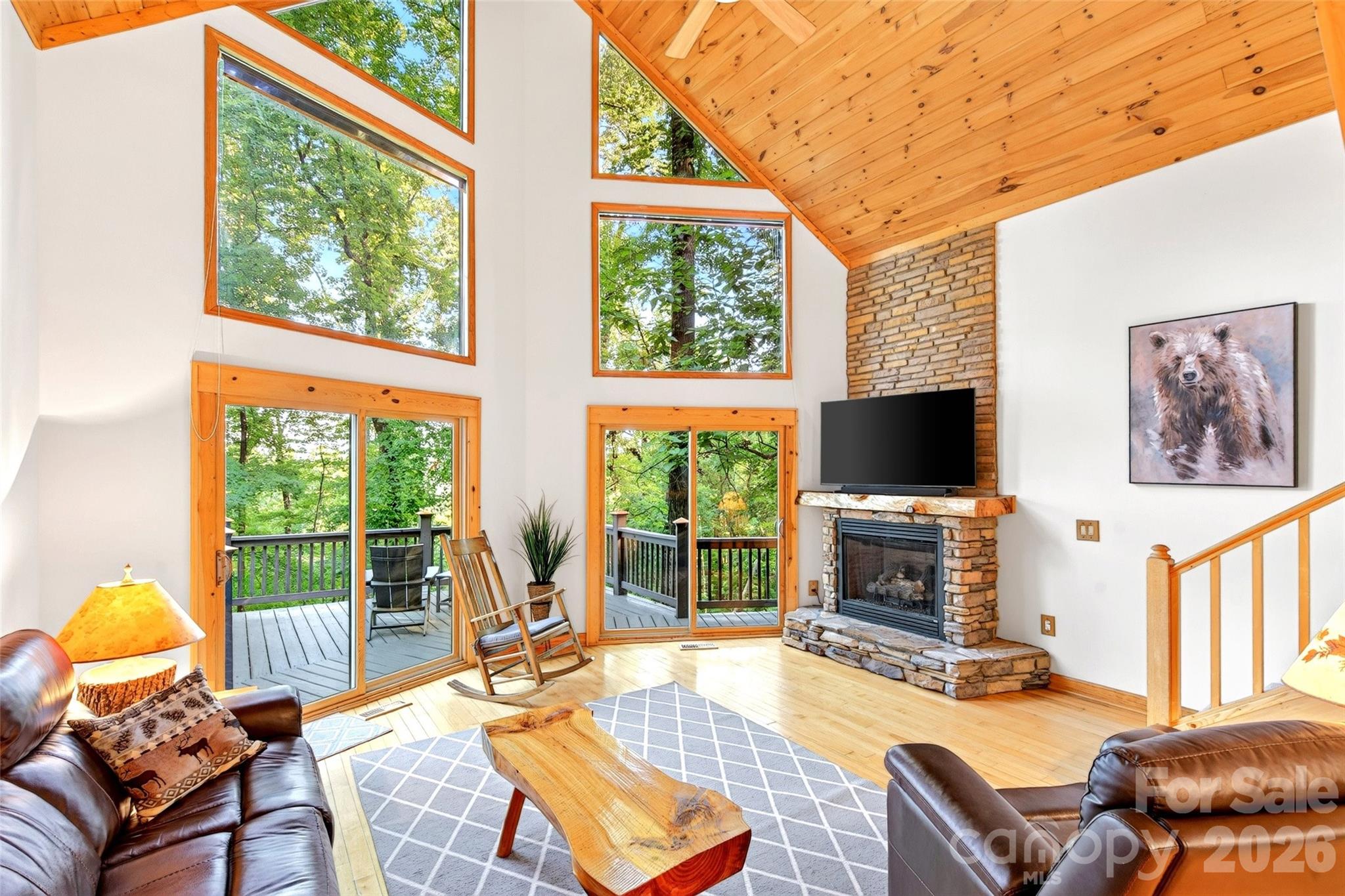 Gateway Mountain - Residential