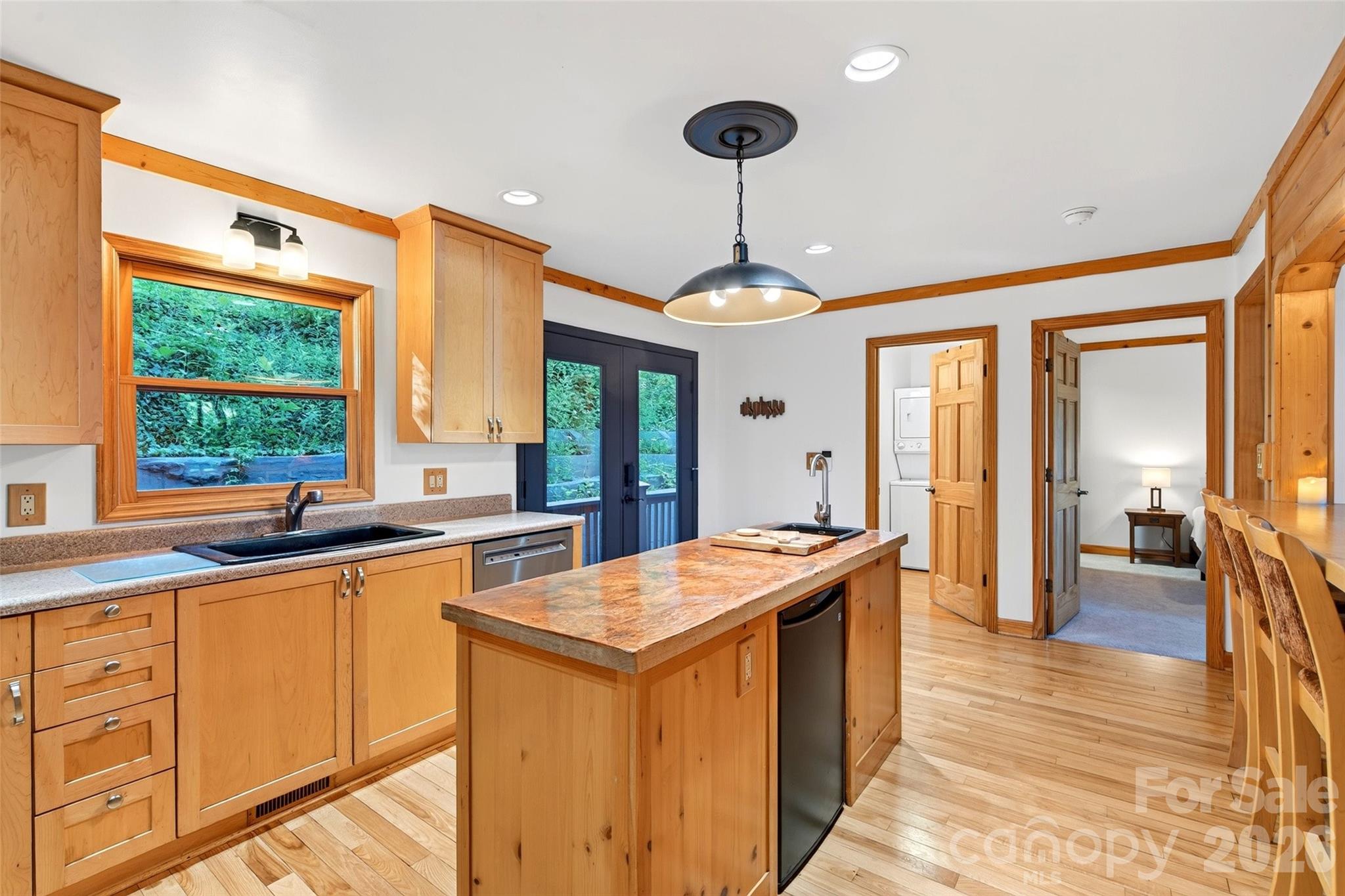 Gateway Mountain - Residential