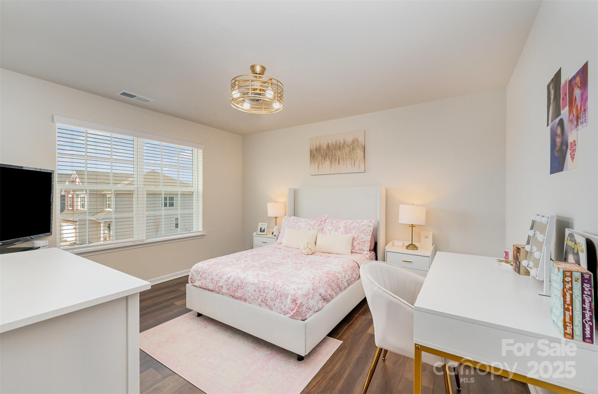 Elizabeth - Residential