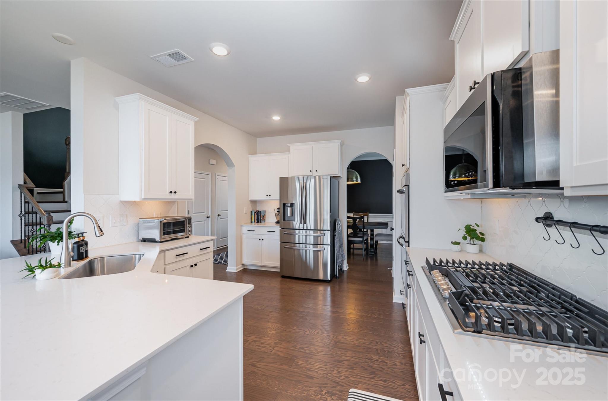 Elizabeth - Residential