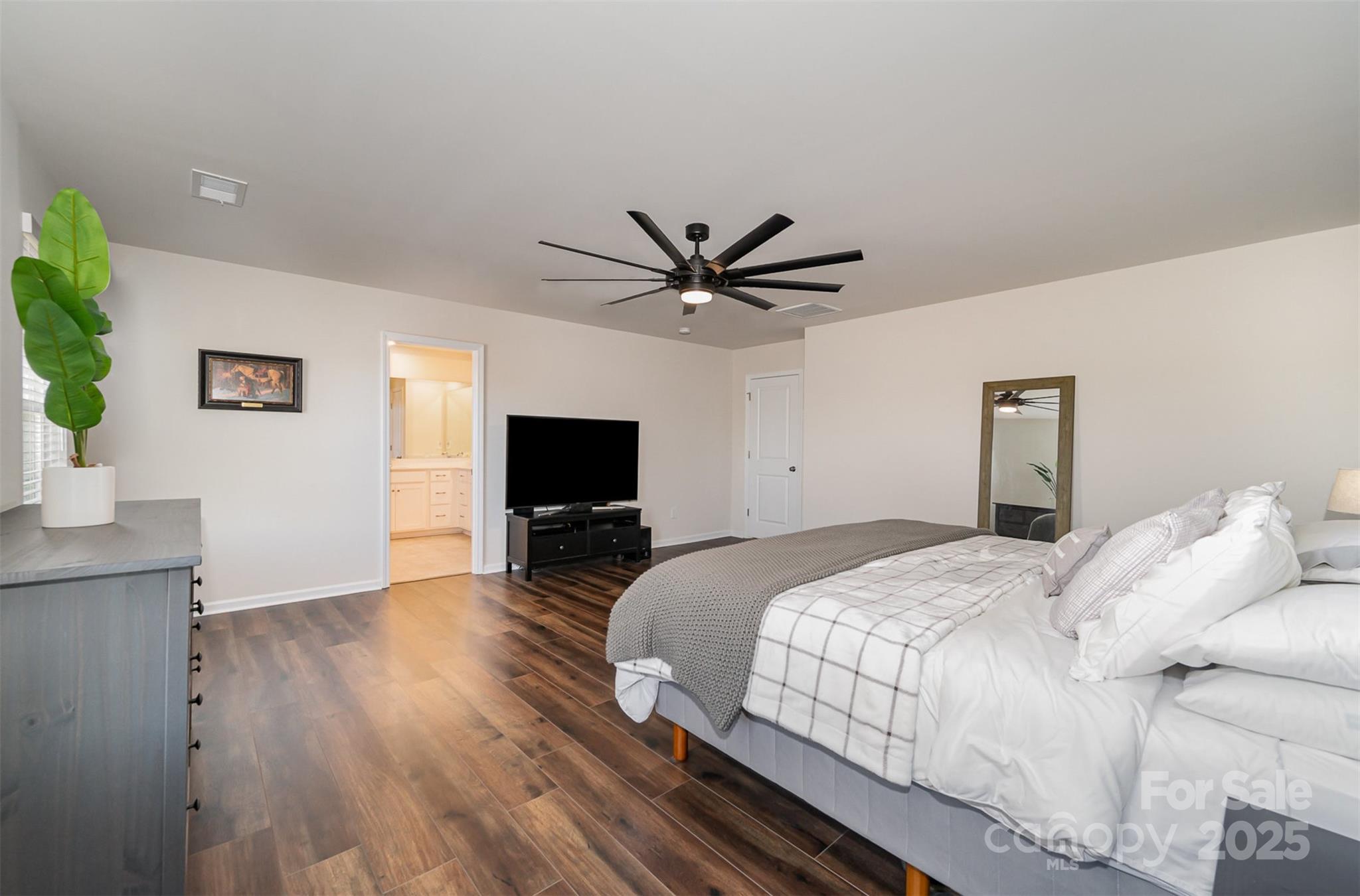 Elizabeth - Residential