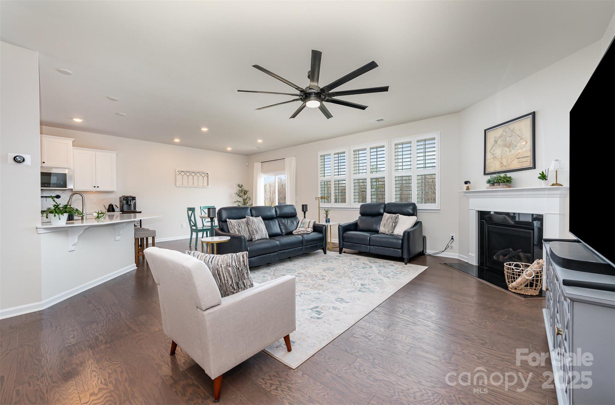 Elizabeth - Residential