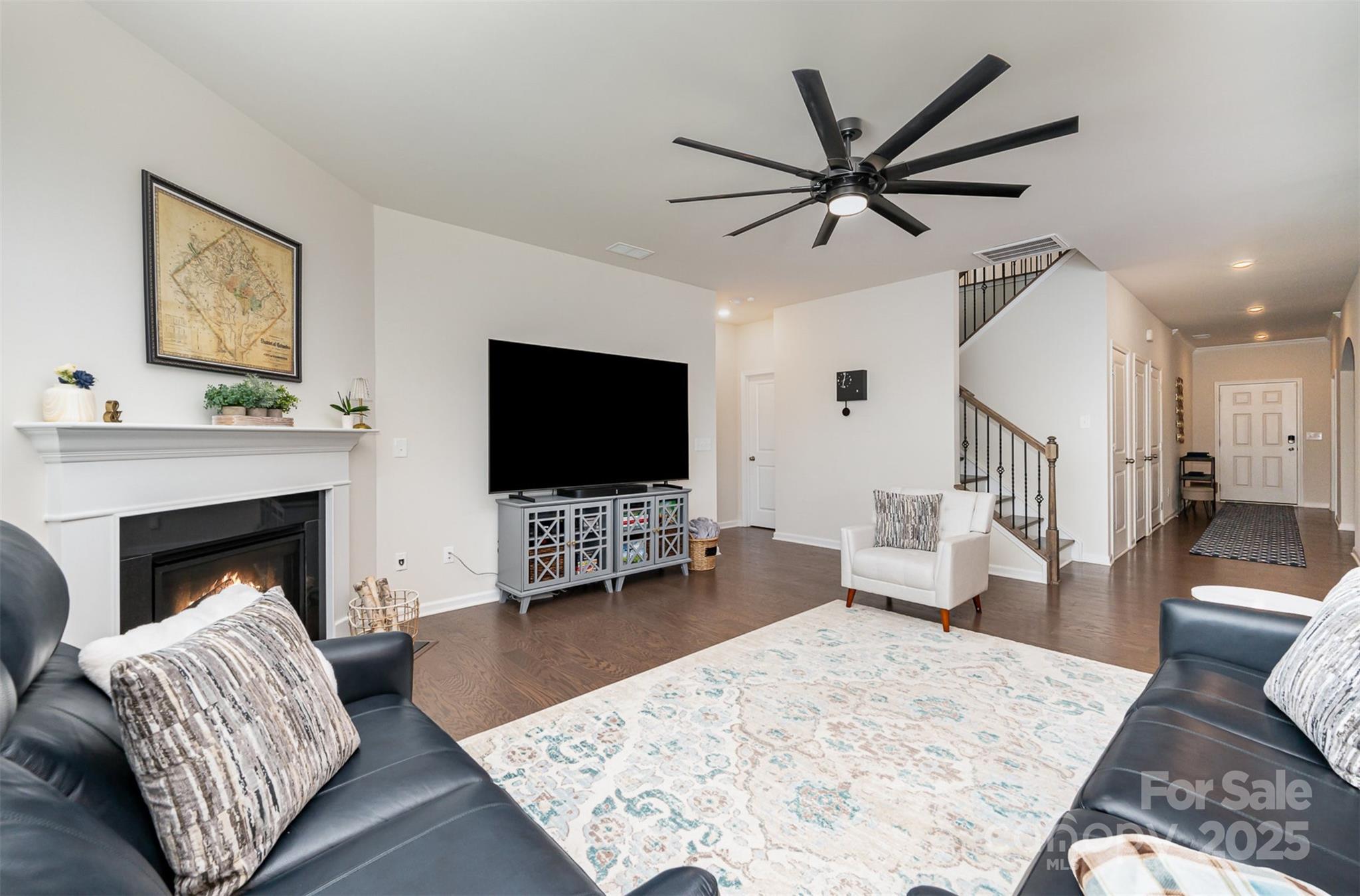 Elizabeth - Residential