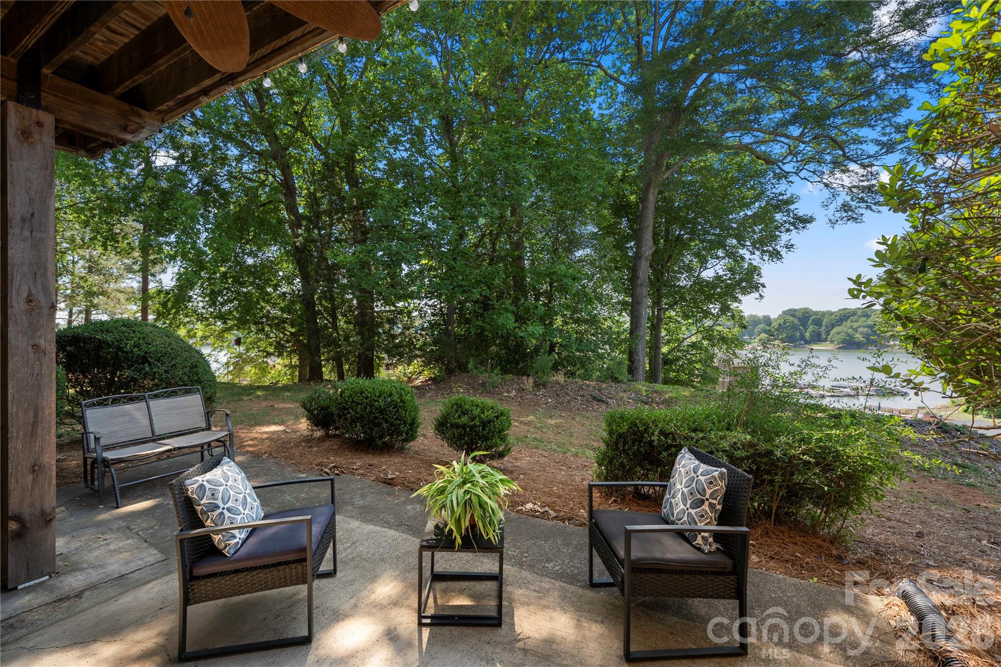 Emerald Point - Residential