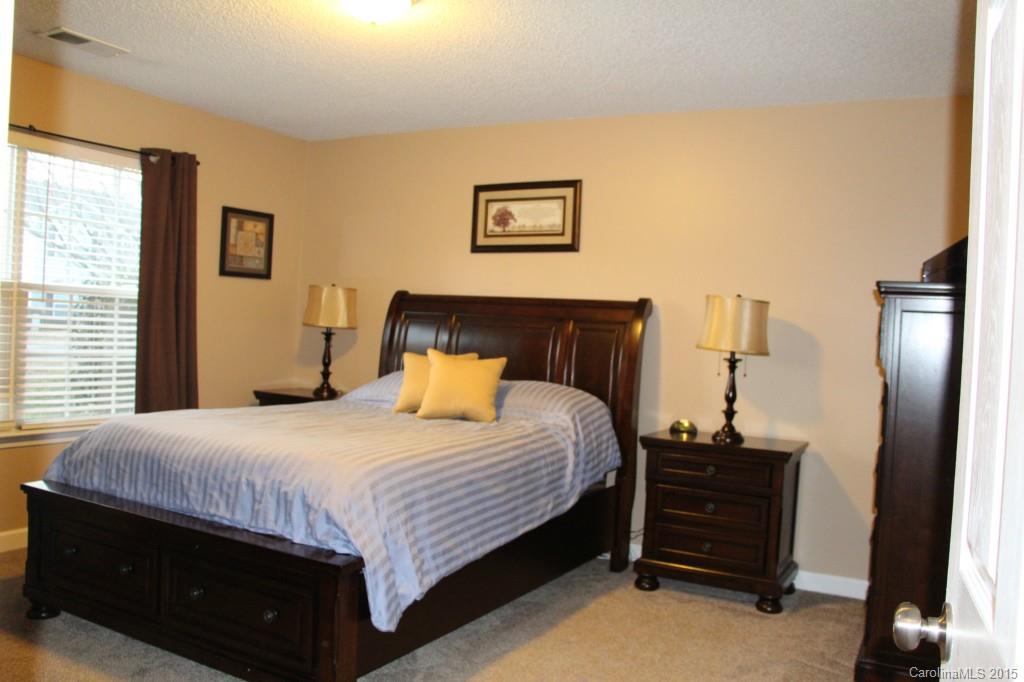 Forest Oaks - Residential