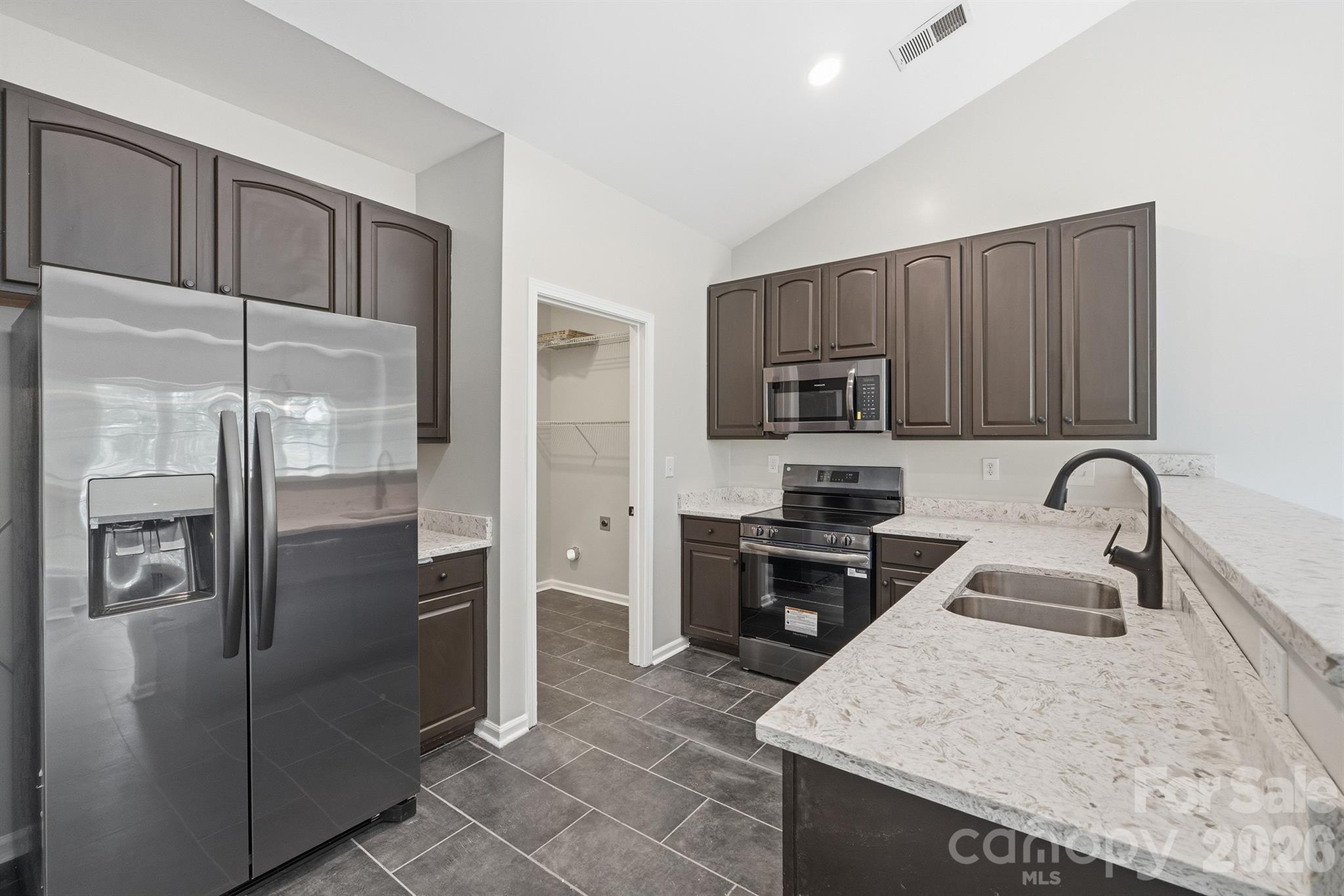 Planters Walk - Residential