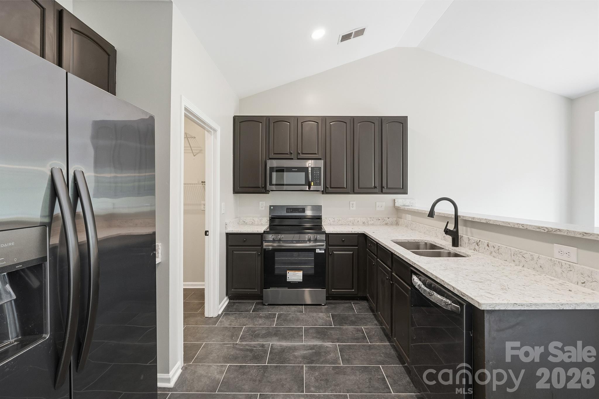 Planters Walk - Residential