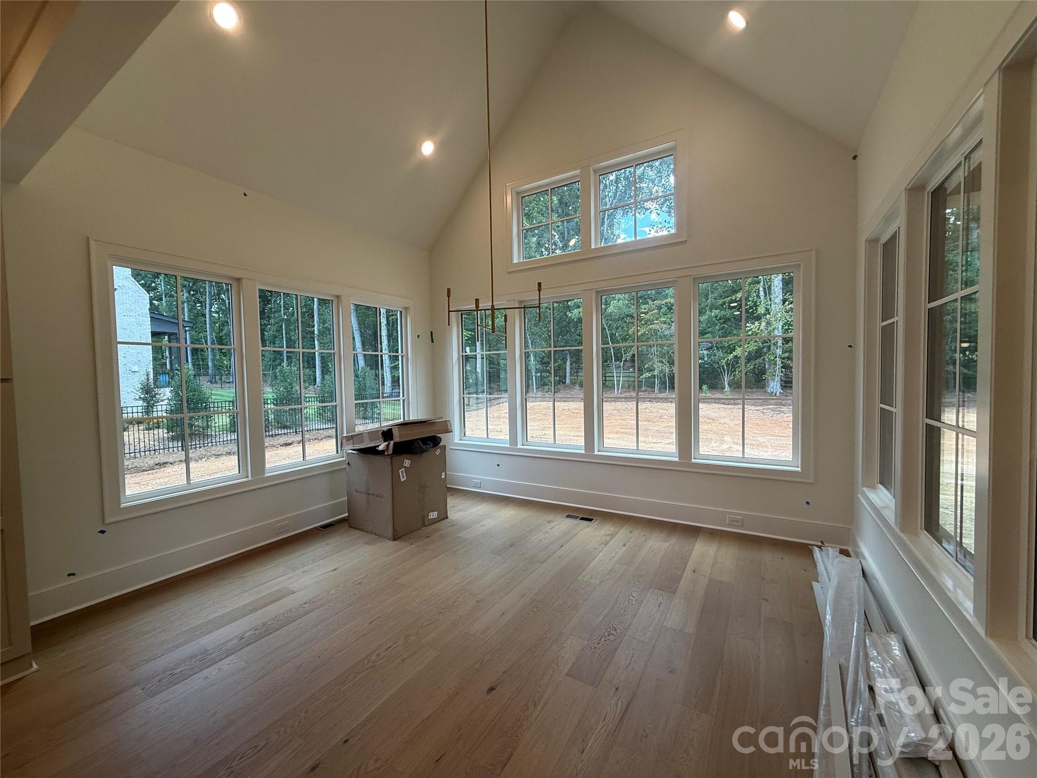 Twin Lakes - Residential