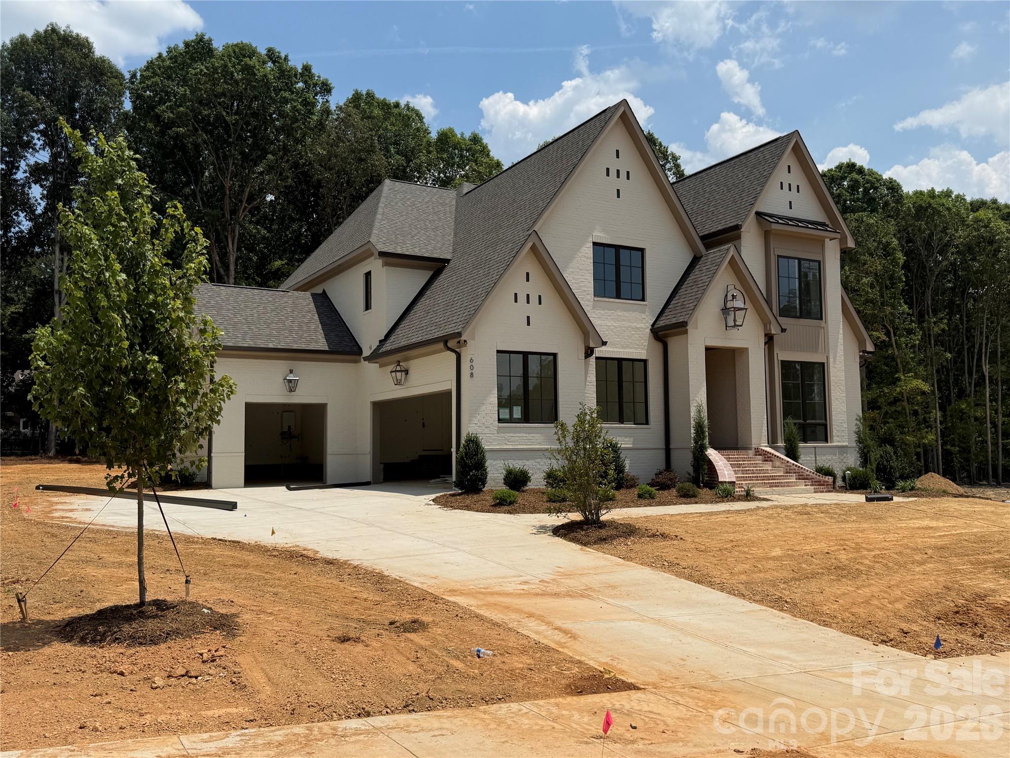 Twin Lakes - Residential